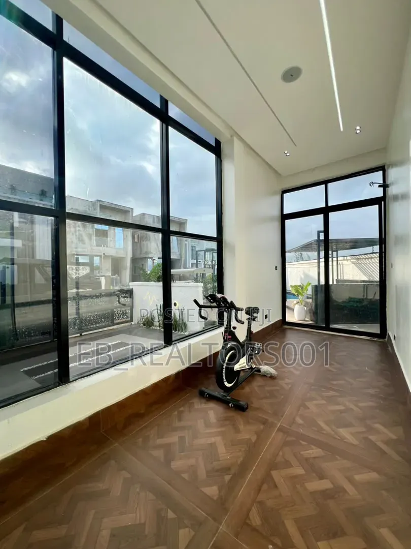Furnished 5bdrm Duplex in Chevron, Osapa london for sale