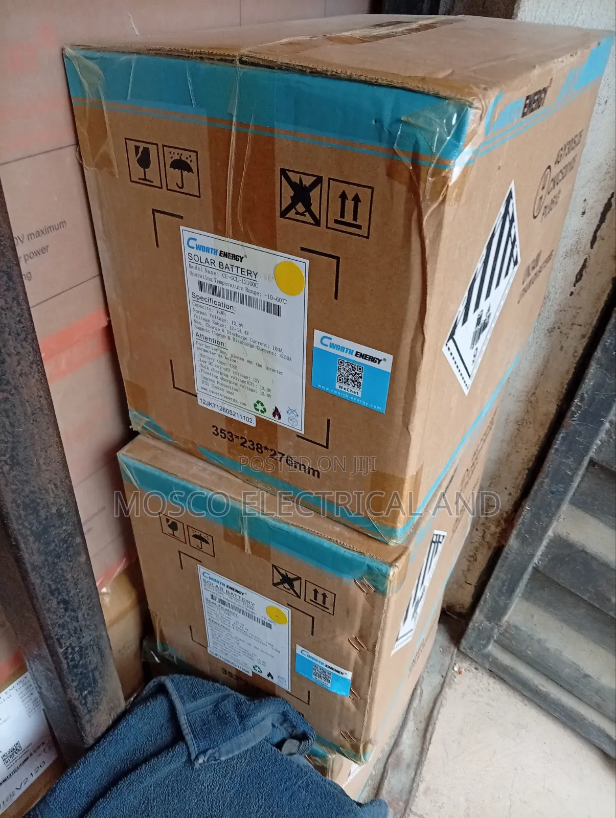 Quality 1kwh/12volts Cworth Lithium Ion Solar Batteries
