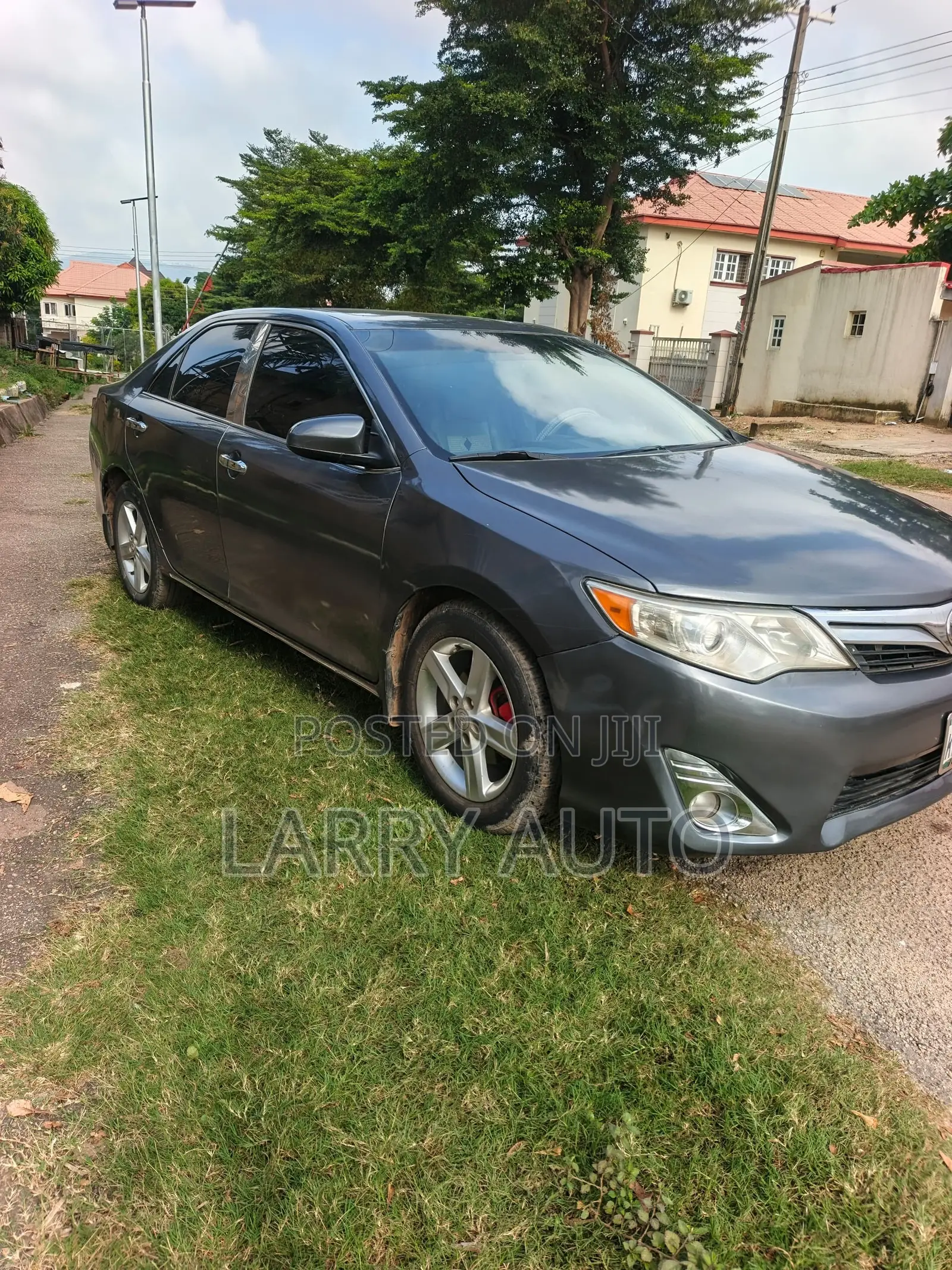 Toyota Camry 2013 Gray