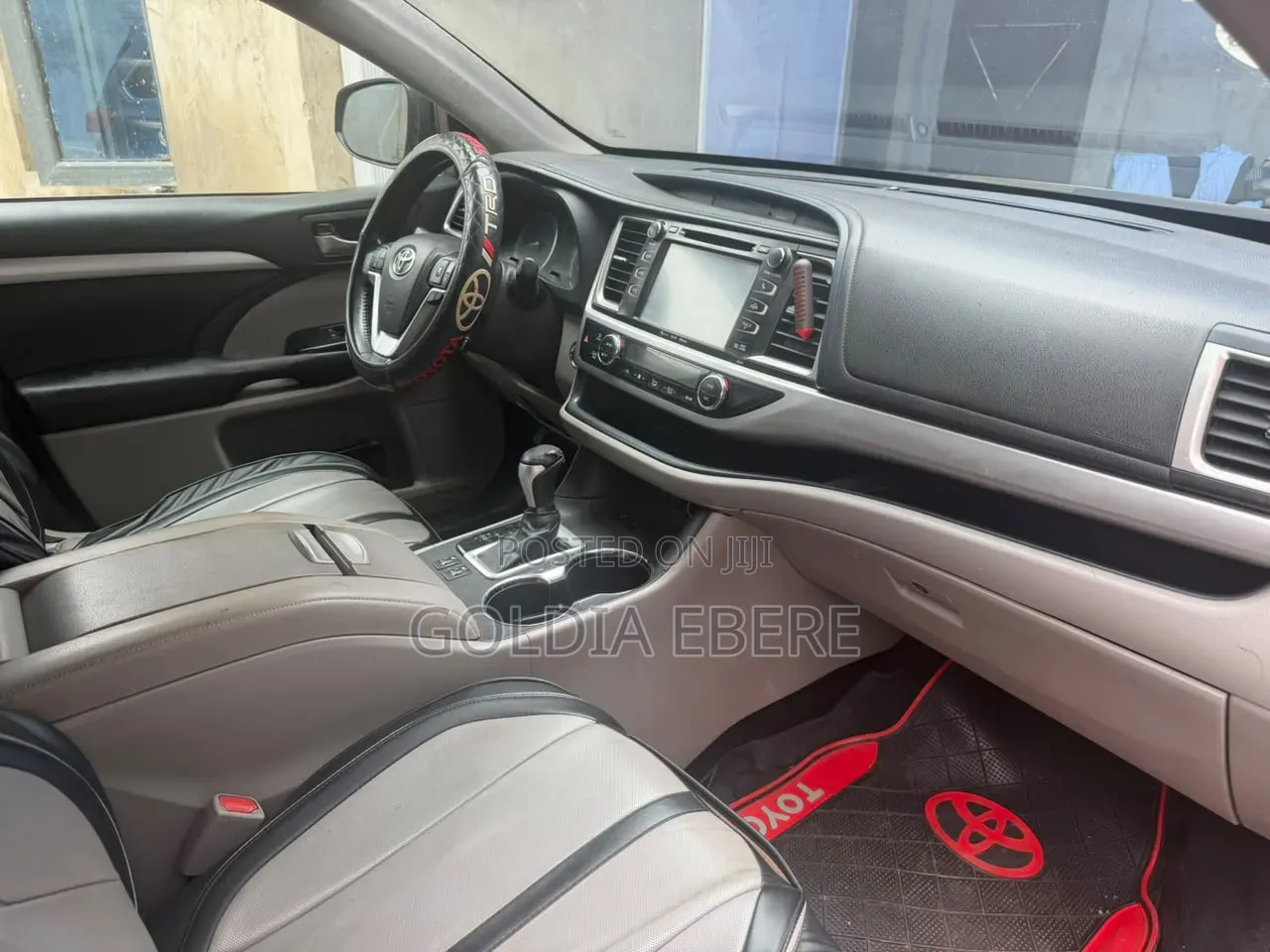 Toyota Highlander Limited 4x4 V6 (3.5L 6cyl 8A) 2018 Gray