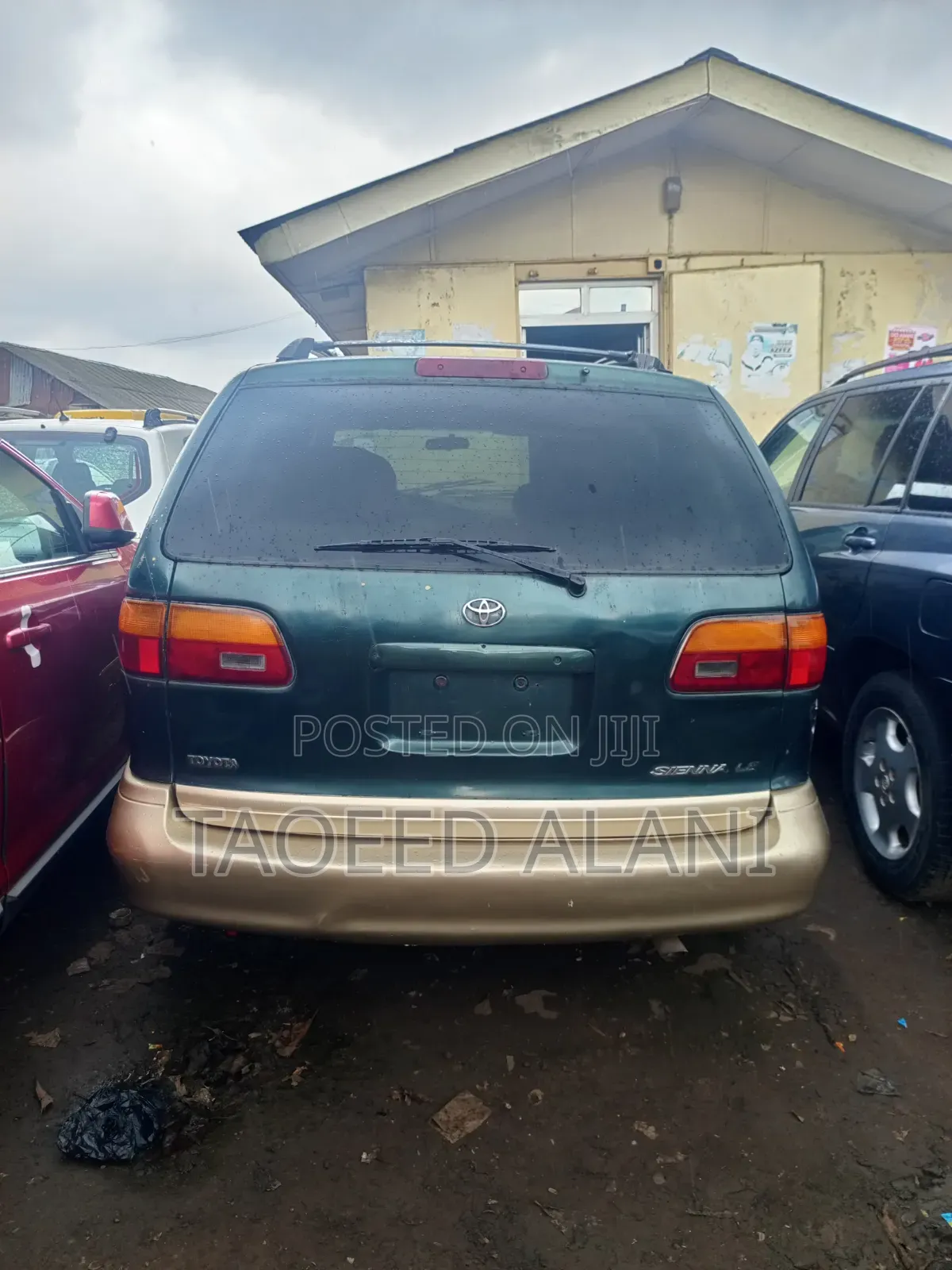 Toyota Sienna 1999 Green