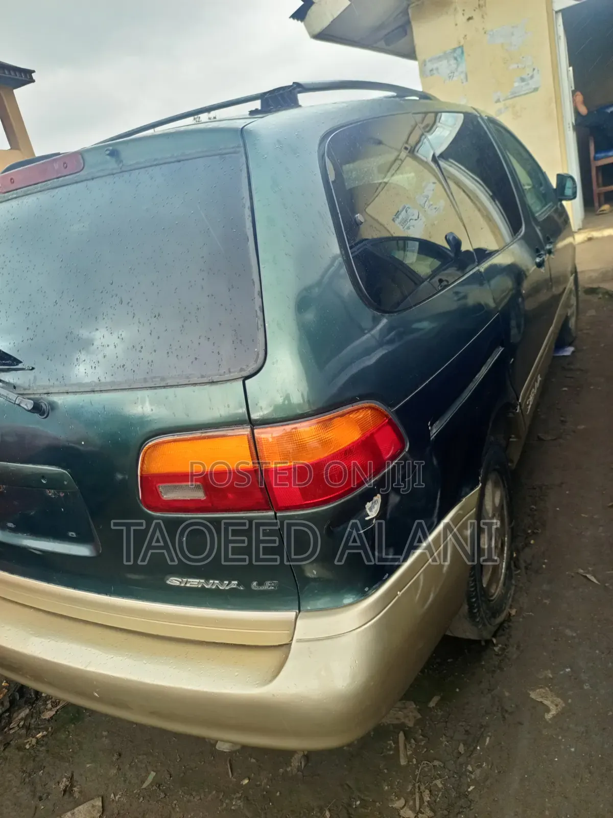 Toyota Sienna 1999 Green