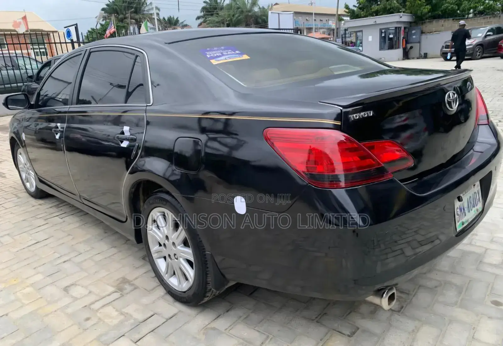 Toyota Avalon Limited 2006 Black