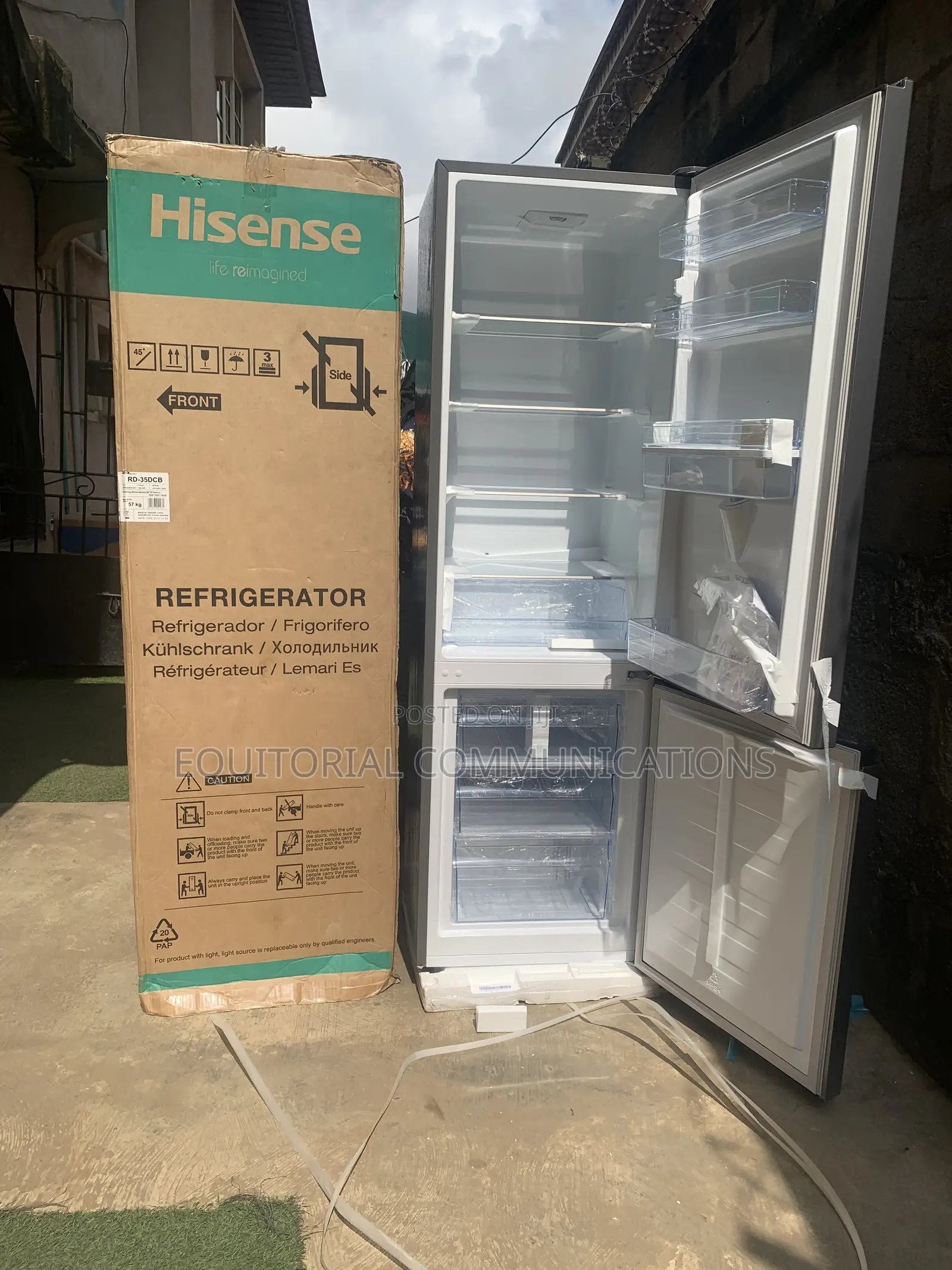 Hisense 35DCB 264L Family Fridge With Water Dispenser