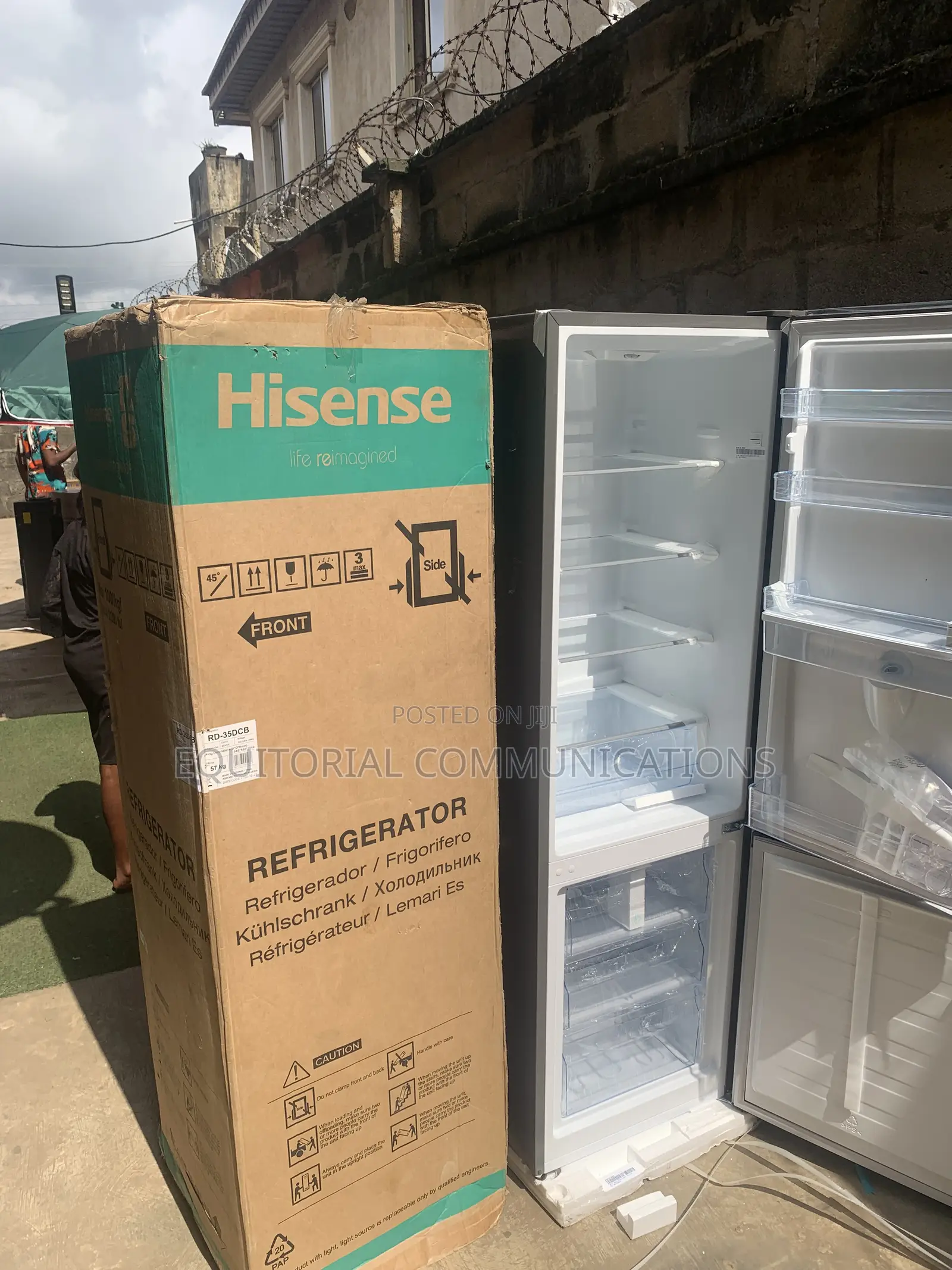 Hisense 35DCB 264L Fresh Groceries Fridge With Water Dispenser