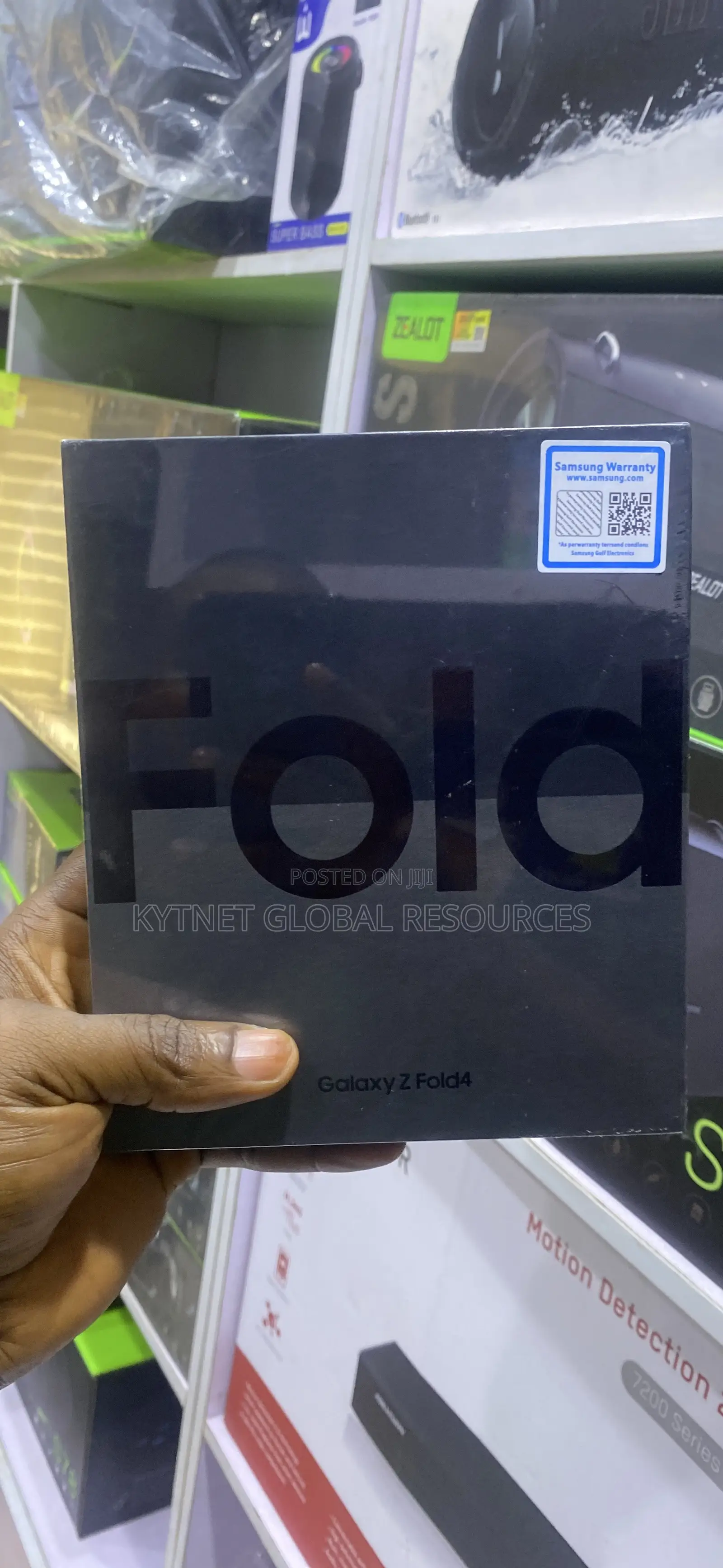 New Samsung Galaxy Z Fold4 256 GB Black