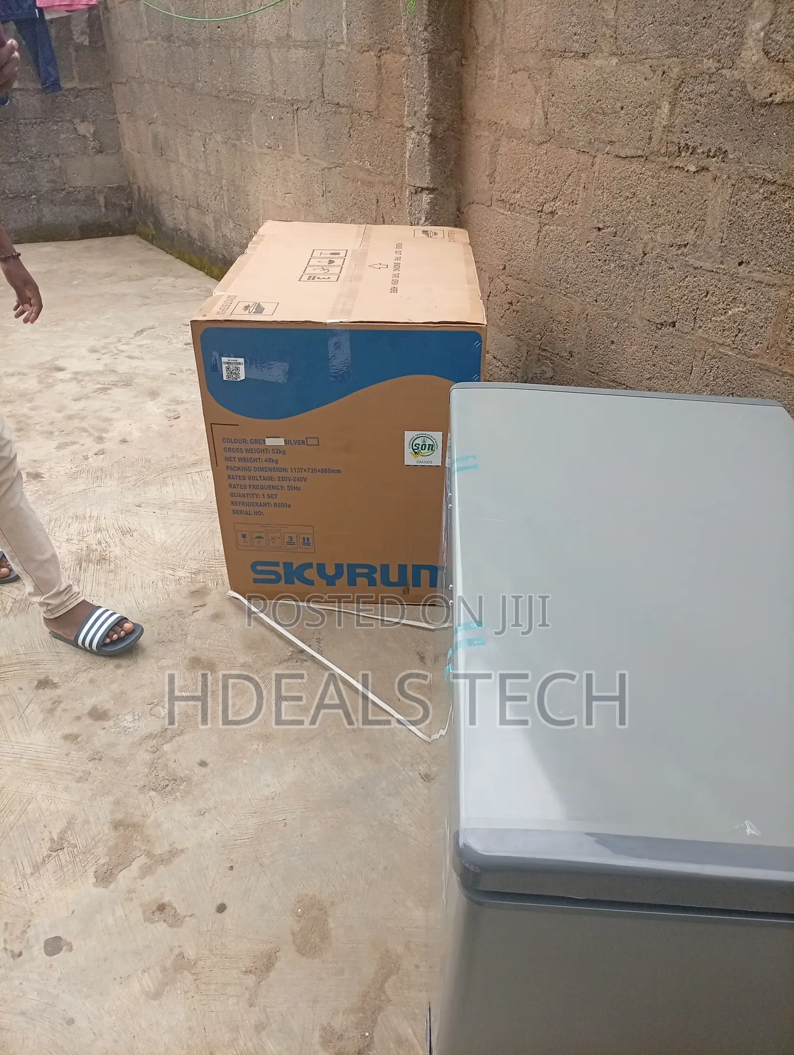 Skyrun 300L Double Door Compact Freezer and Fridge