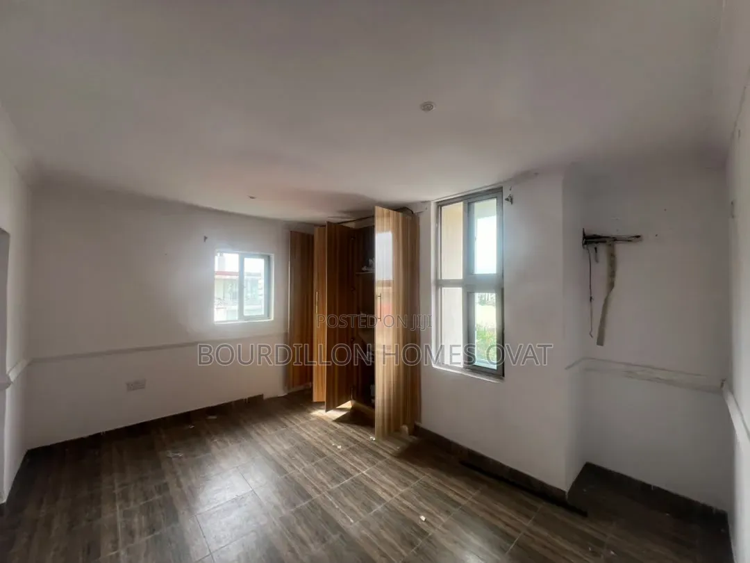 4bdrm Maisonette in Parkview Estate for rent