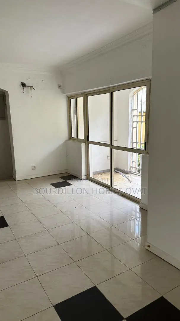 4bdrm Duplex in Parkview Estate for rent