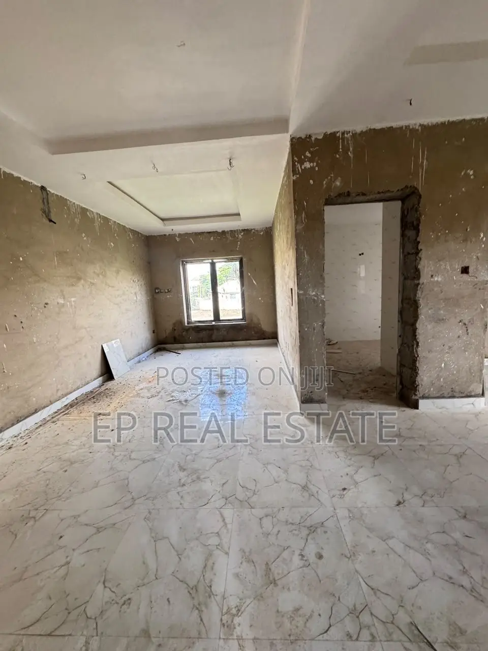 4bdrm Duplex in Durumi for sale