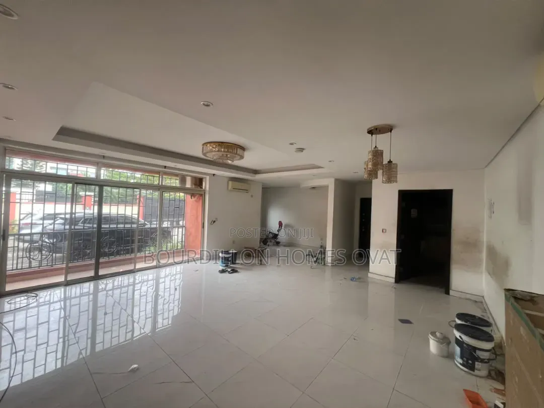 3bdrm Apartment in Parkview Estate for rent