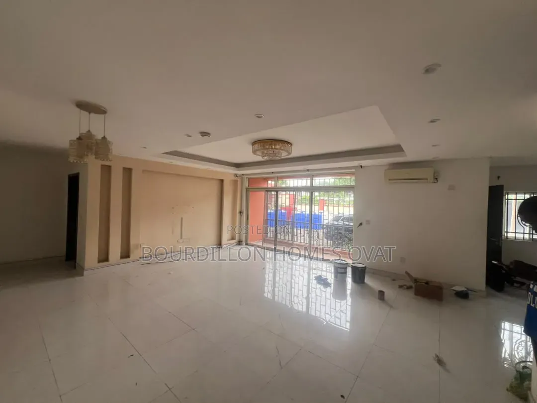 3bdrm Apartment in Parkview Estate for rent