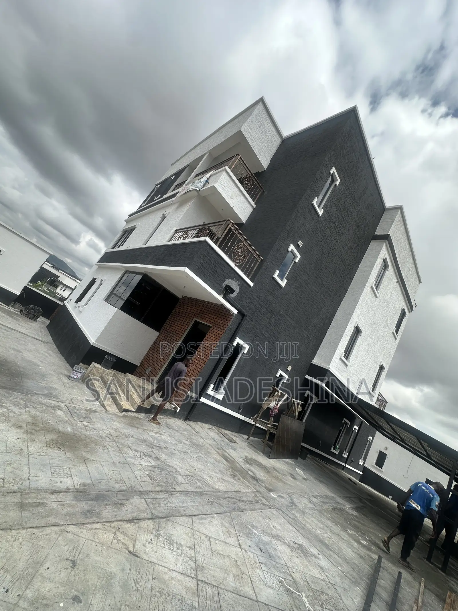 5bdrm Duplex in Gwarimpa Estate,Fct, Gwarinpa for sale