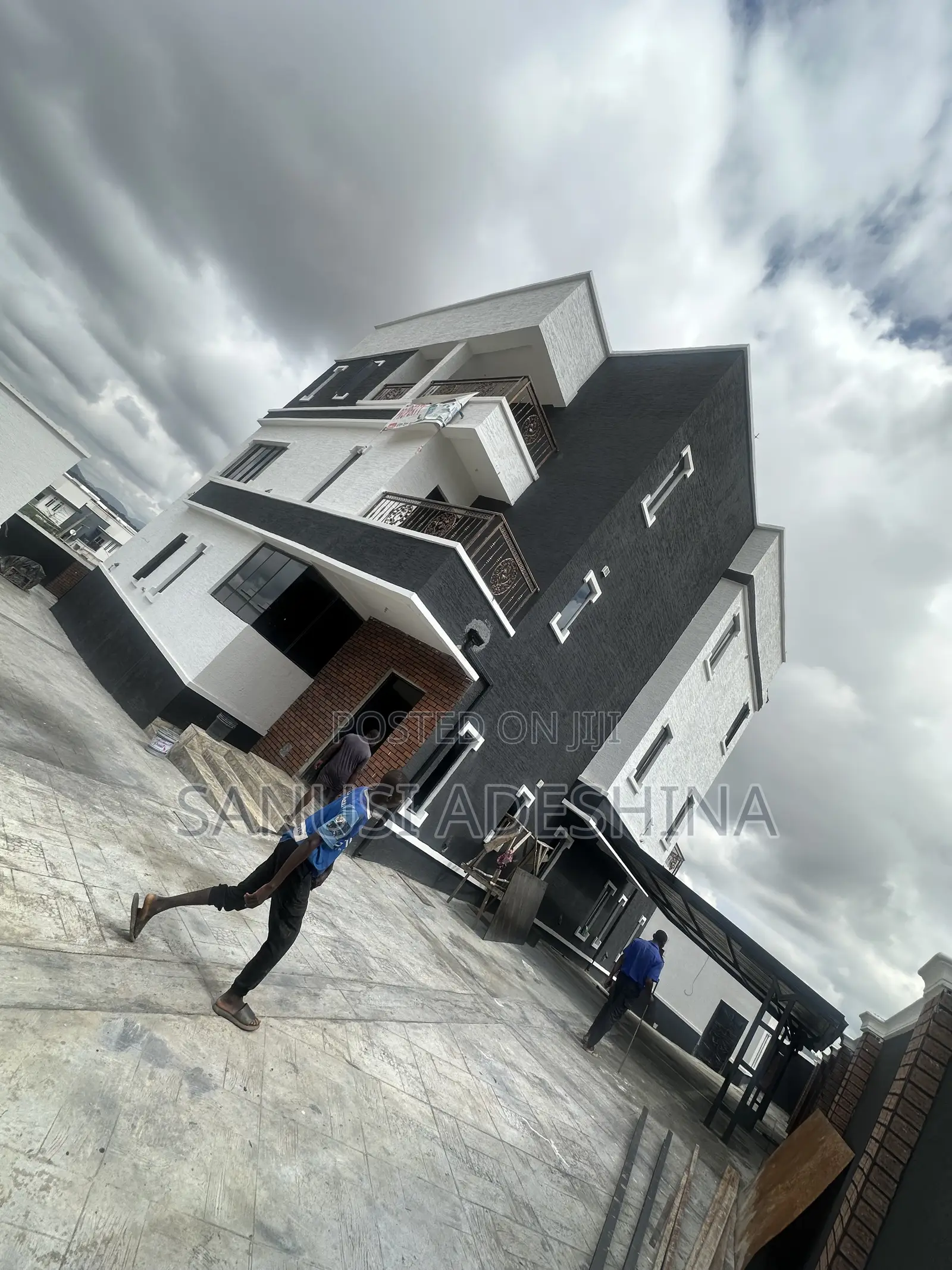 5bdrm Duplex in Gwarimpa Estate,Fct, Gwarinpa for sale