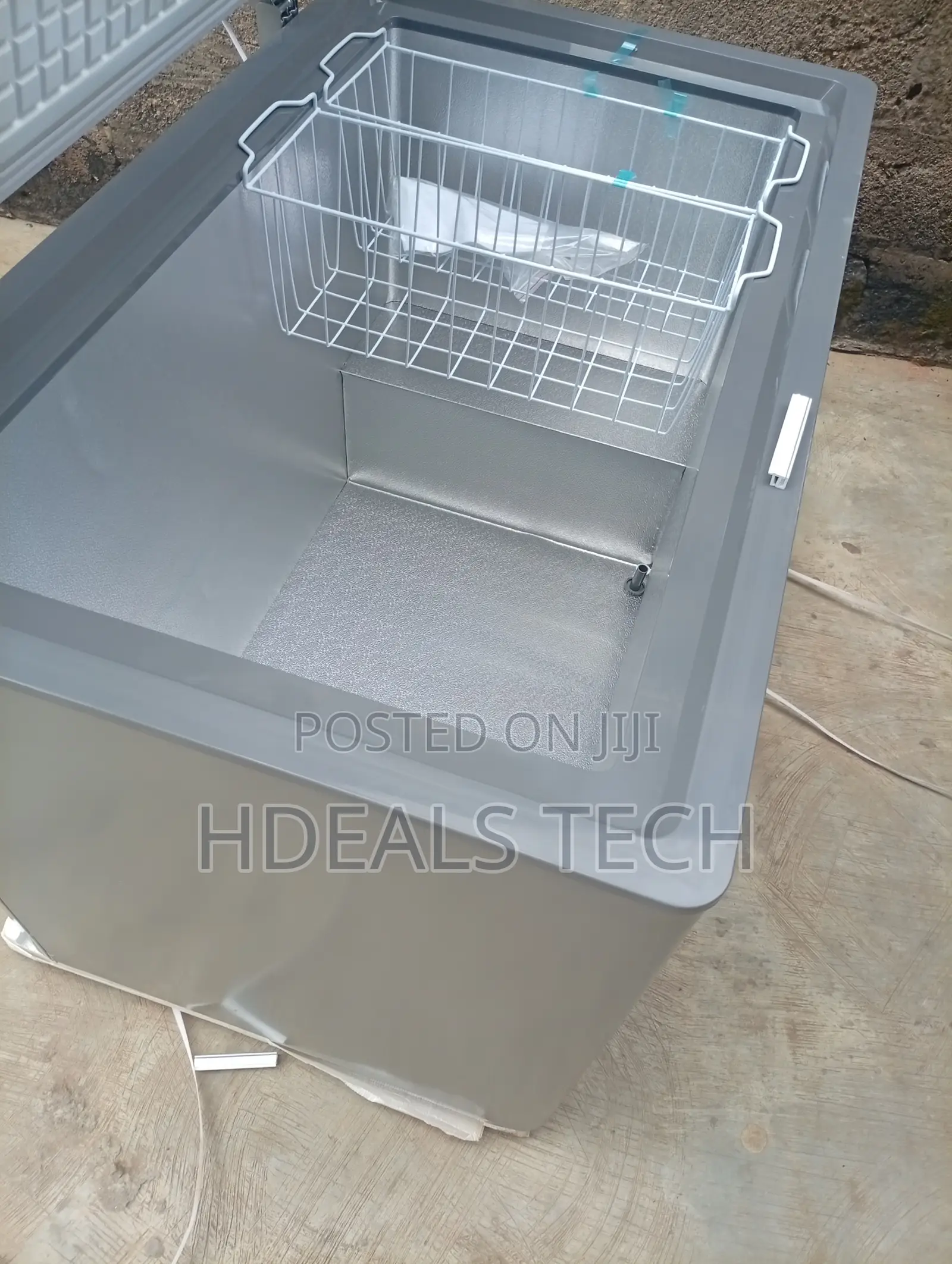 Family Choice Skyrun 300L Chest Freezer High Efficiency
