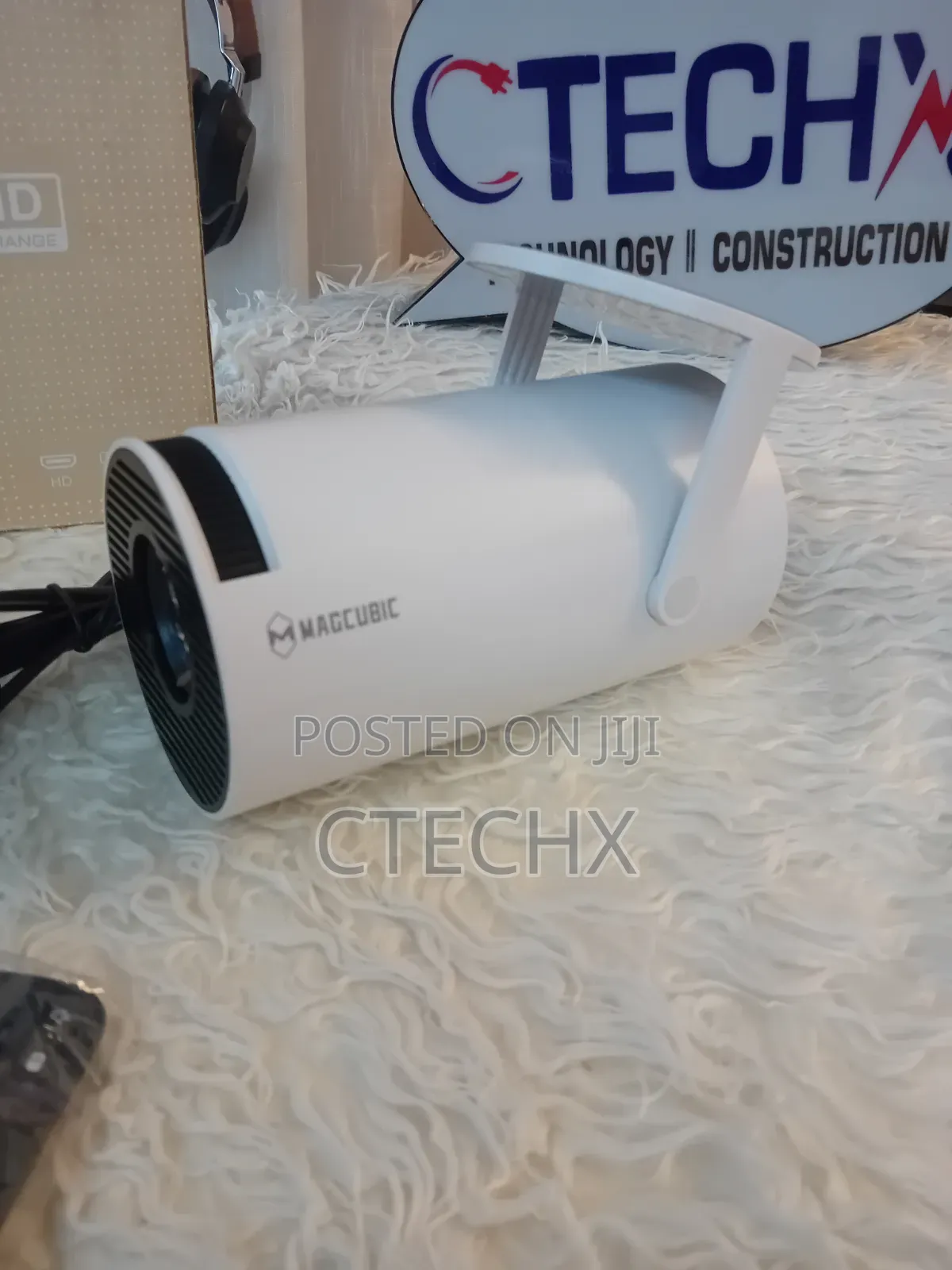 Magcubic HY300 Portable Smart Projector Support 1080P Android