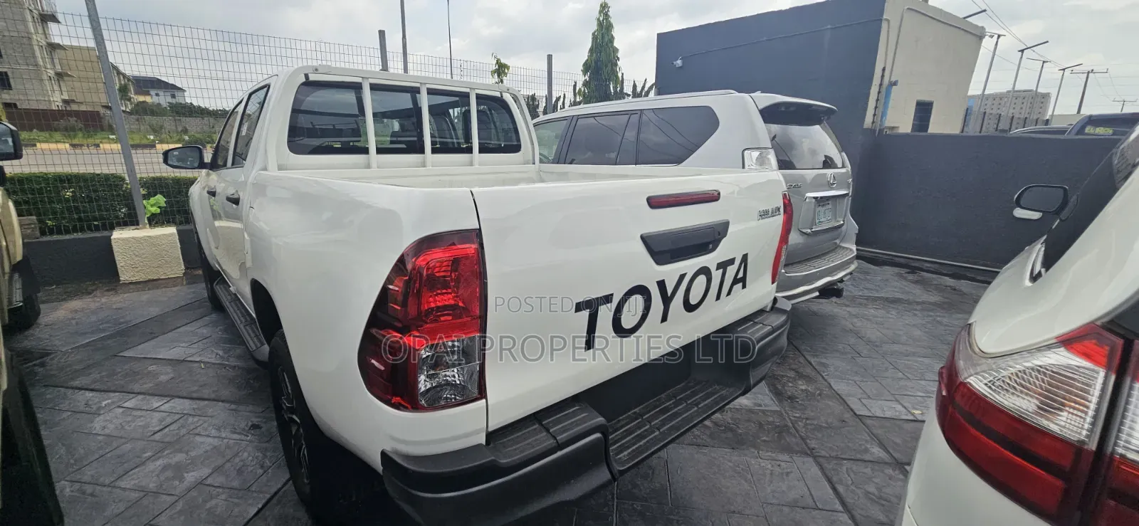 New Toyota Hilux 2026 White