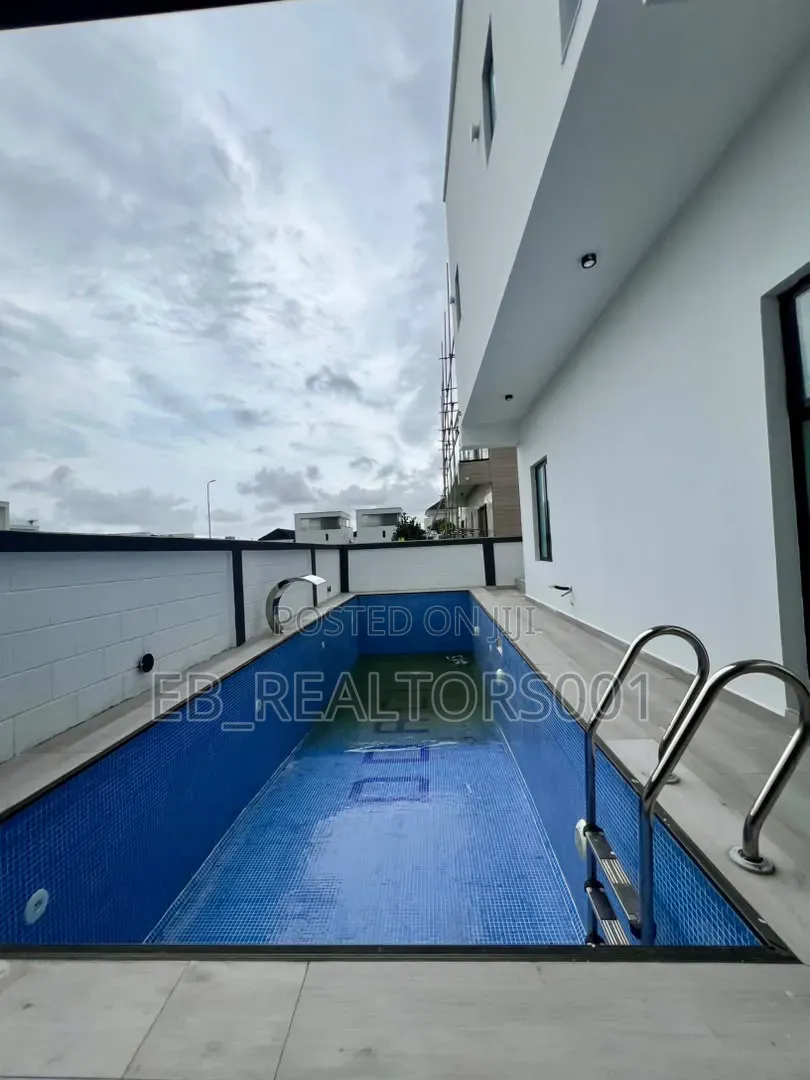 5bdrm Duplex in Secured Estate, VGC / Ajah for sale