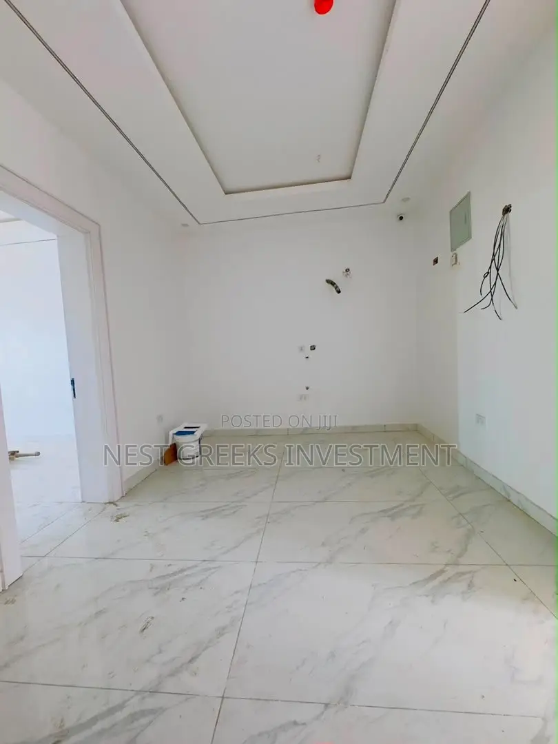4bdrm Duplex in Ogudu GRA for sale