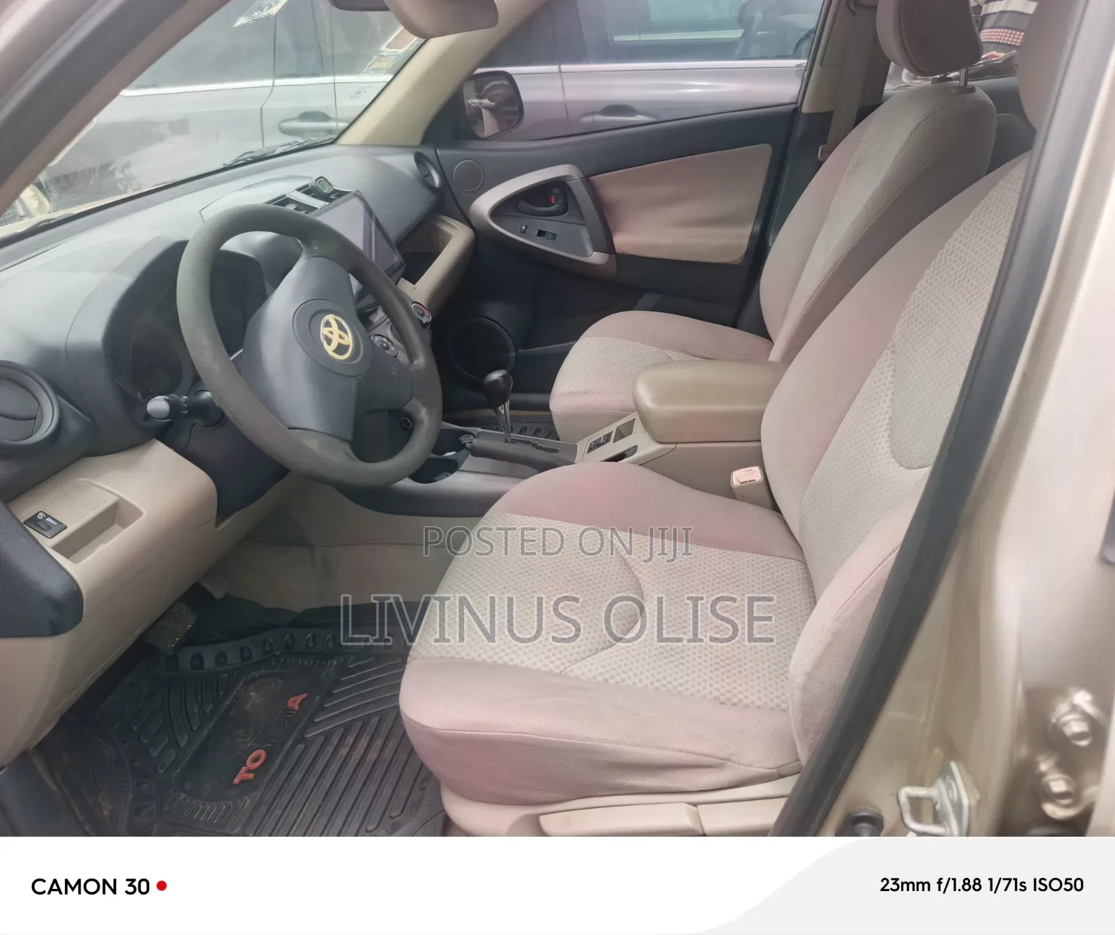 Toyota RAV4 I4 2006 Silver
