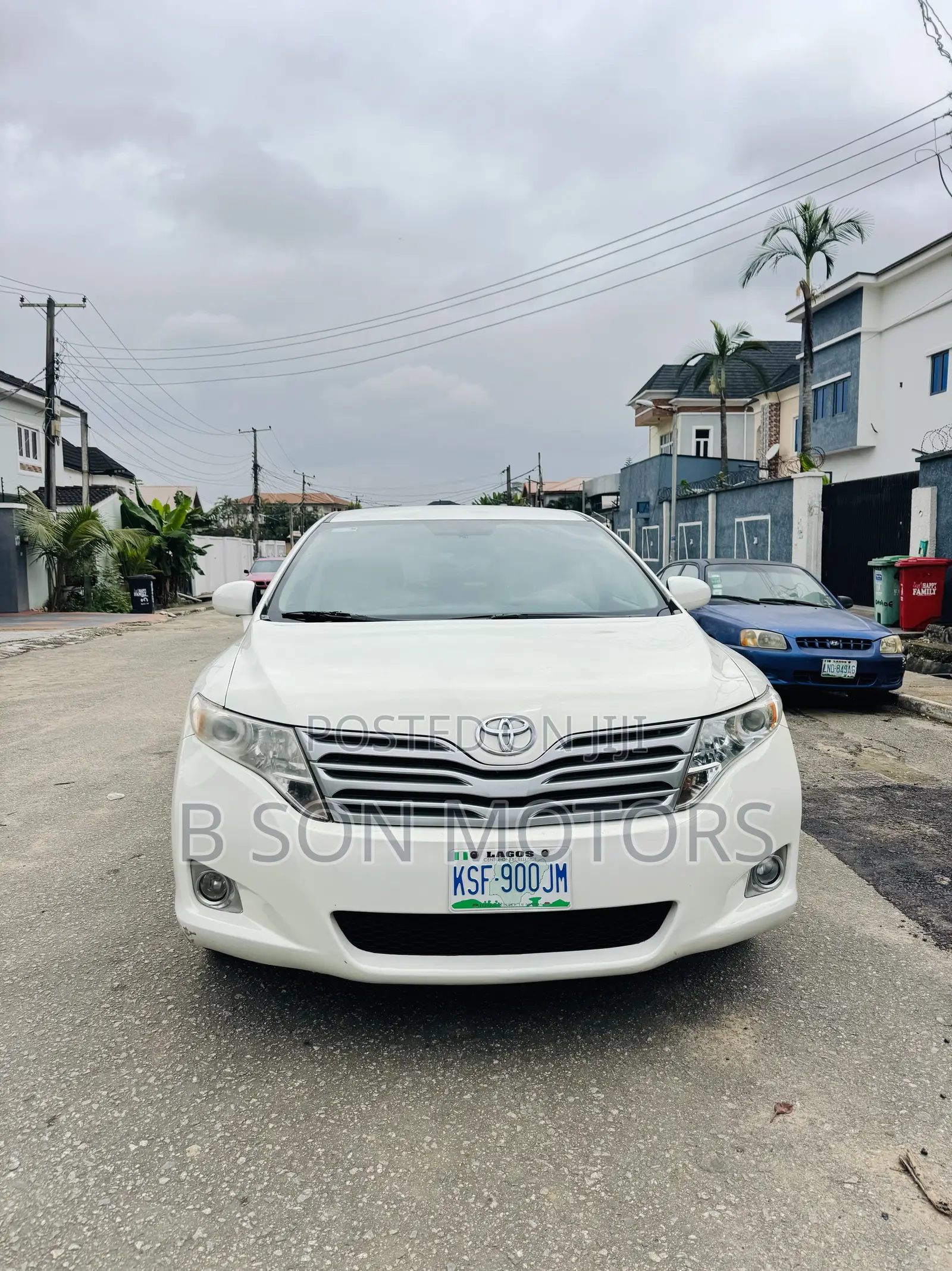 Toyota Venza LE 2010 White