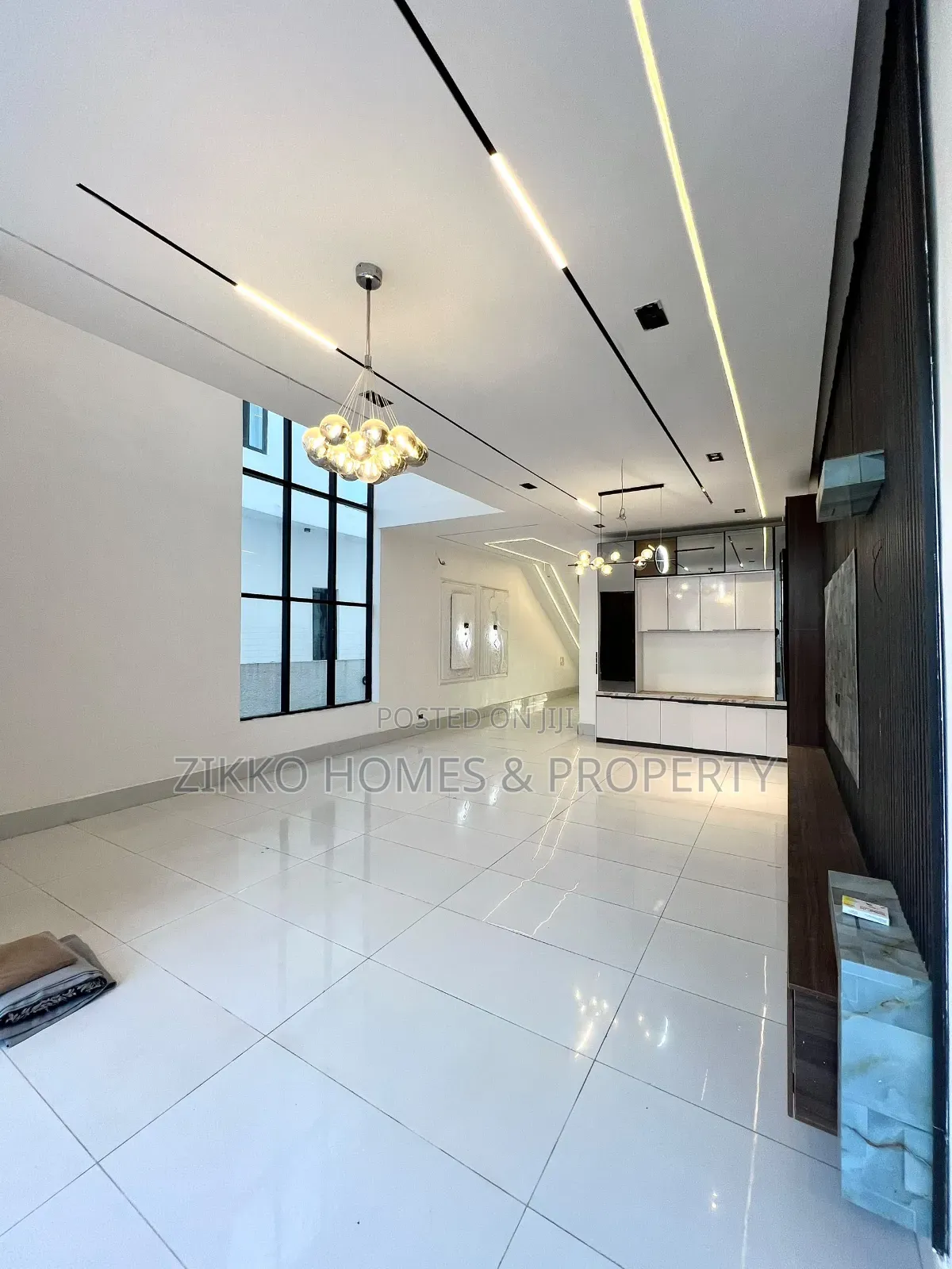 5bdrm Duplex in Ajah for sale