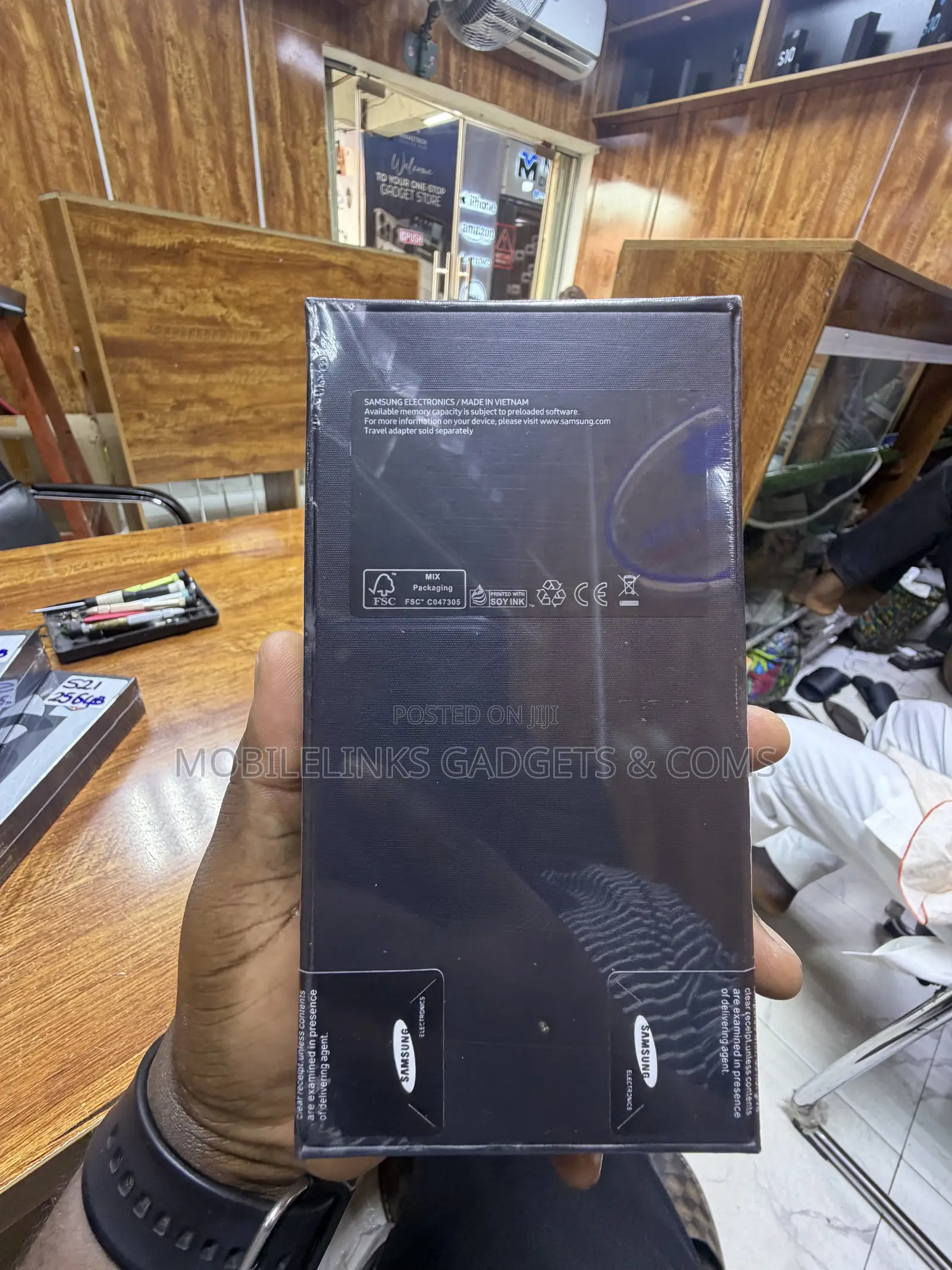 New Samsung Galaxy S21 5G 256 GB Black