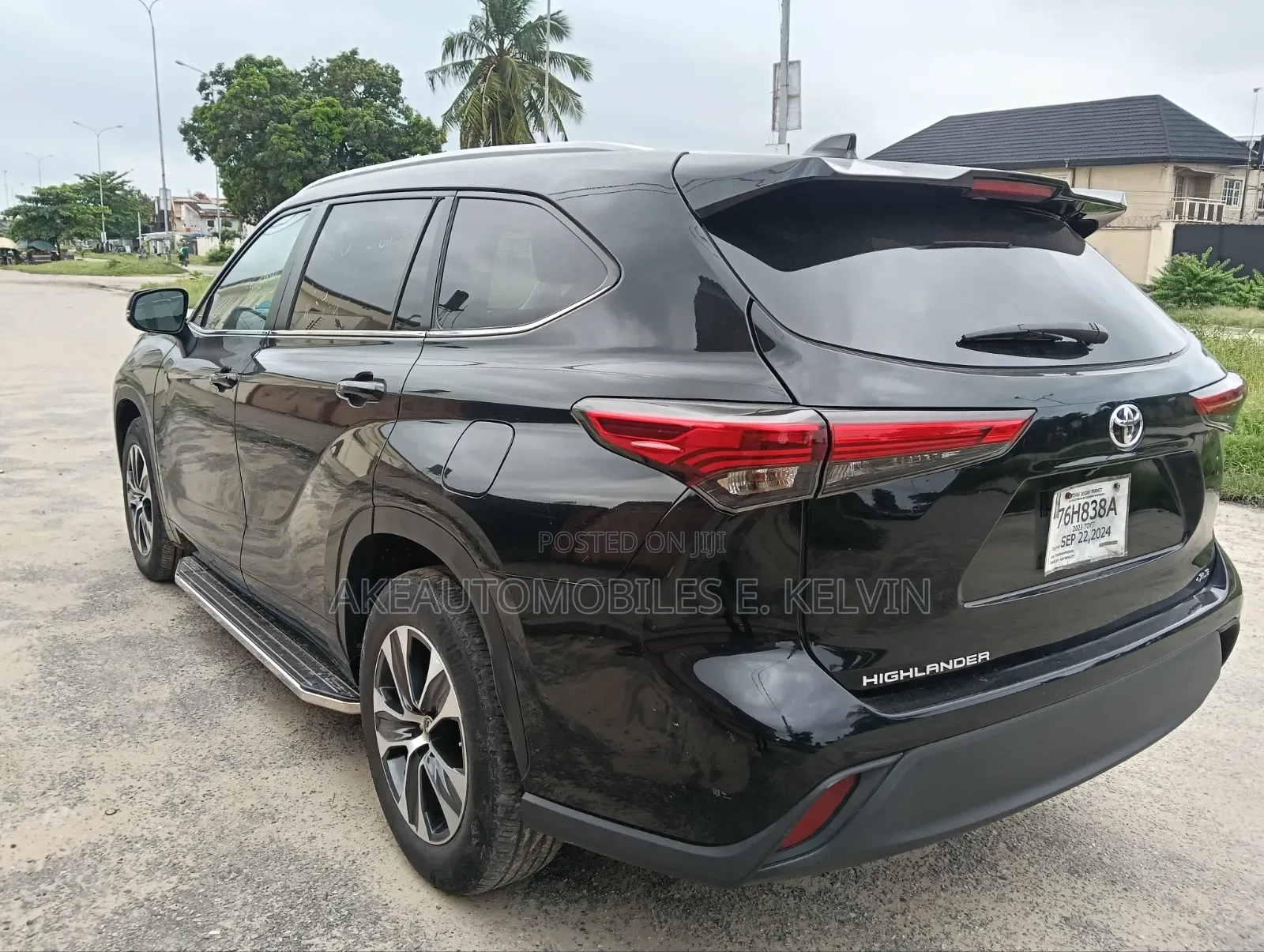 Toyota Highlander XLE FWD 2023 Black