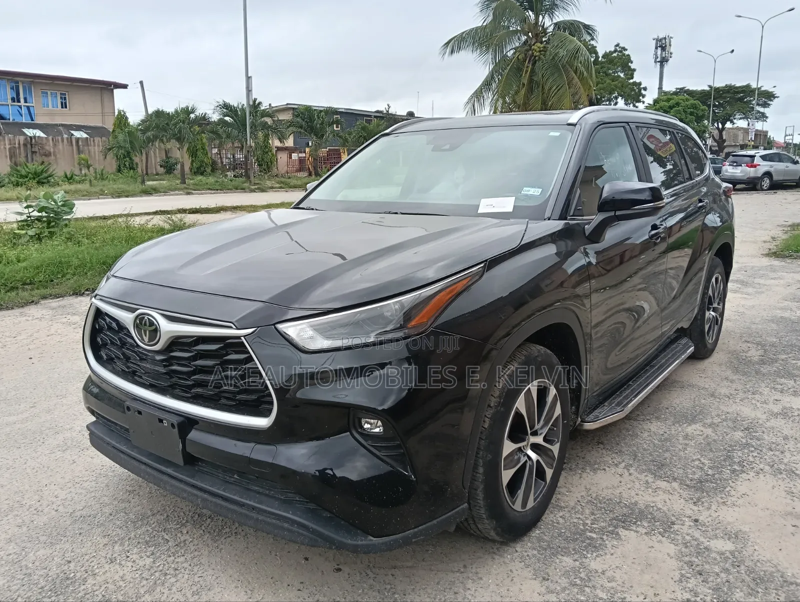 Toyota Highlander XLE FWD 2023 Black