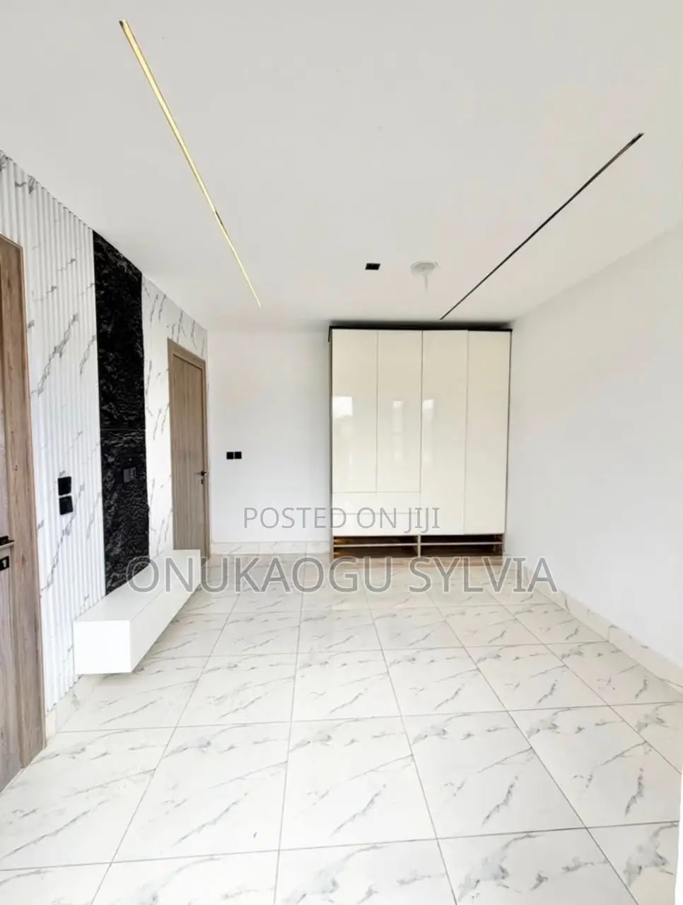 2bdrm Apartment in Lagos, Lekki Phase 1 for sale