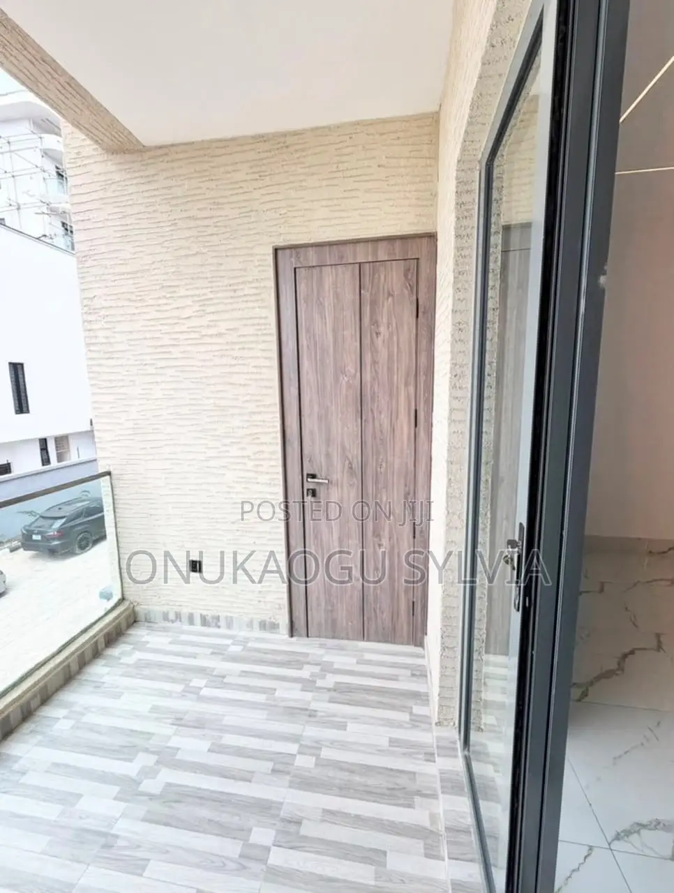 2bdrm Apartment in Lagos, Lekki Phase 1 for sale