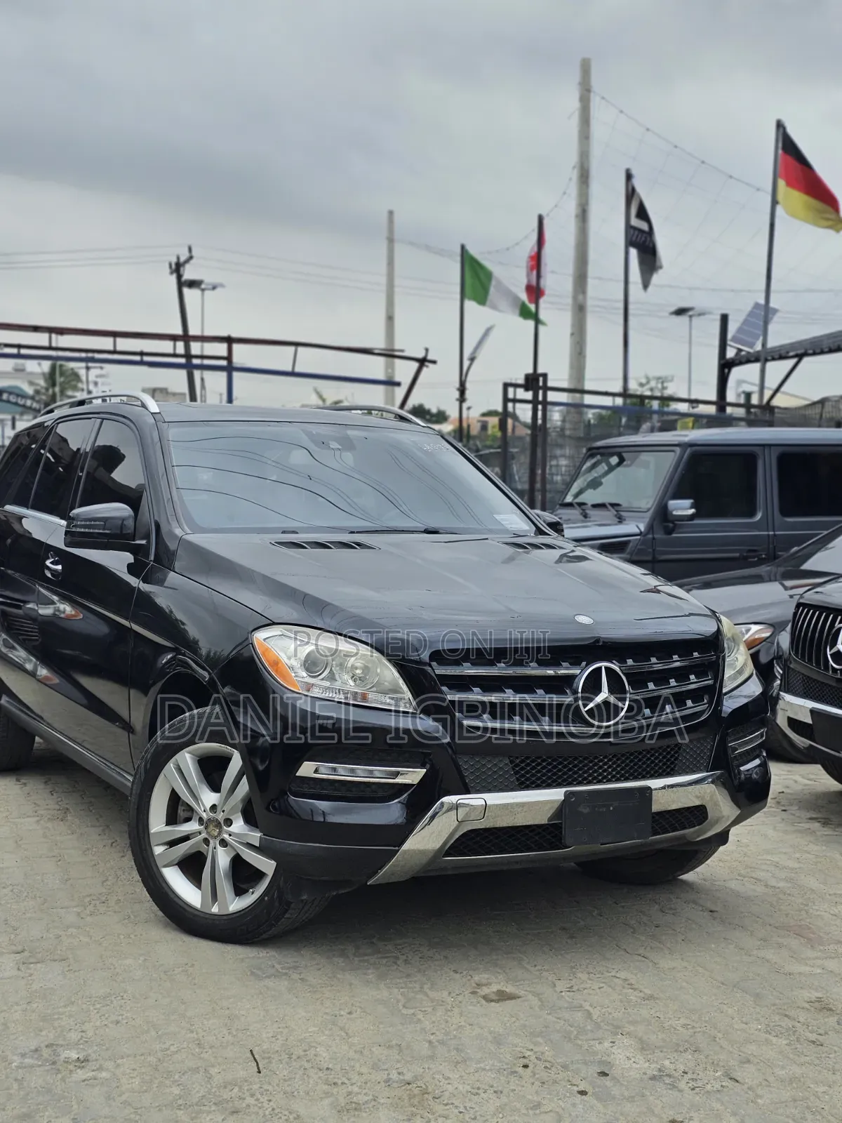 Mercedes-Benz M Class ML350 4dr SUV (3.5L 6cyl 7A) 2015 Black