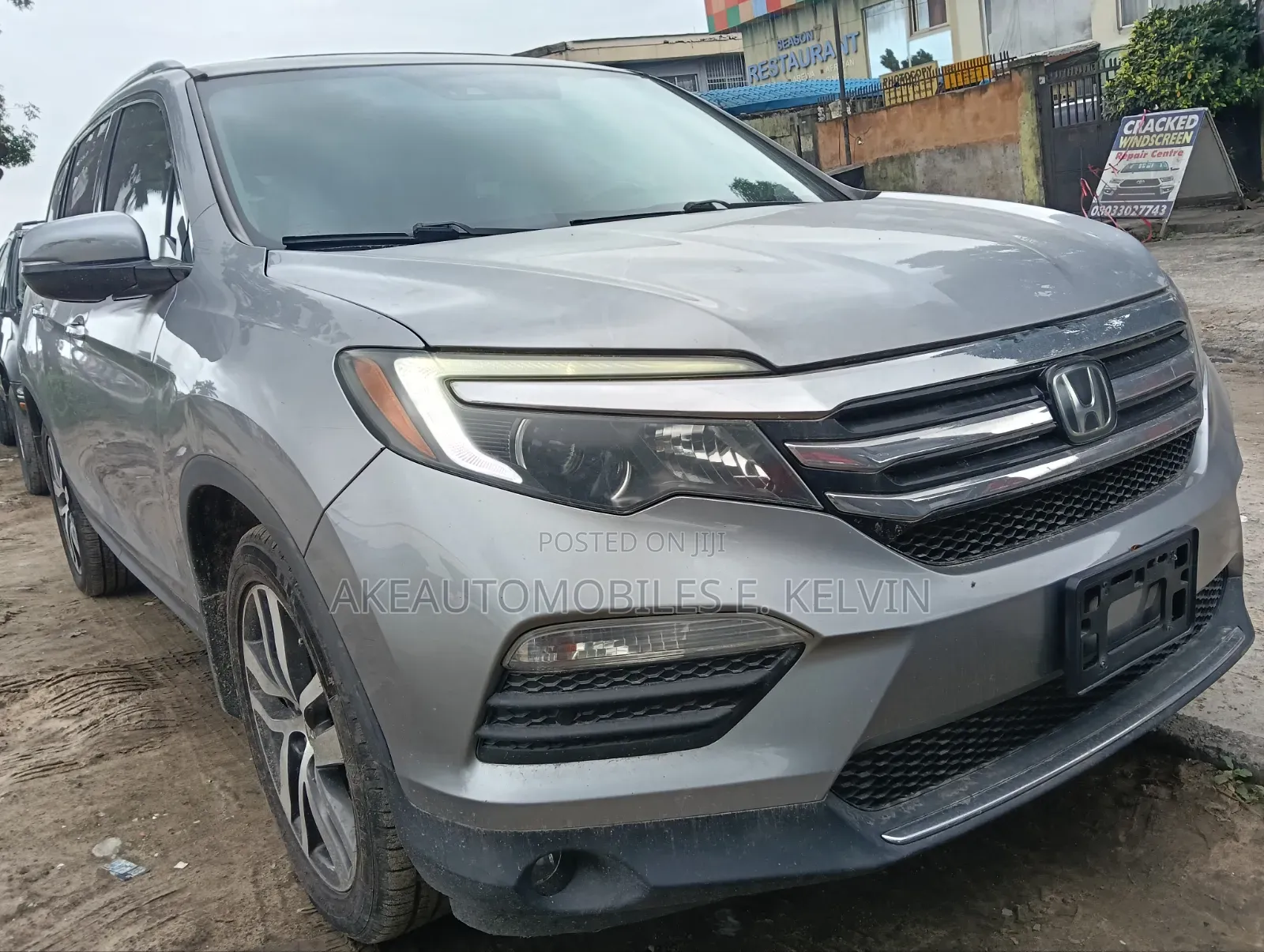 Honda Pilot Touring 4dr SUV 4WD (3.5L 6cyl 9A) 2016 Silver