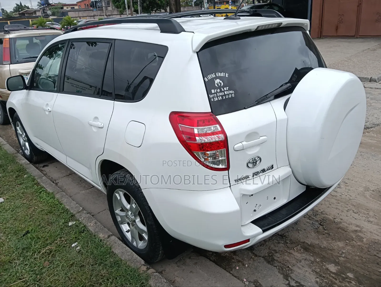 Toyota RAV4 3.5 4x4 2010 White