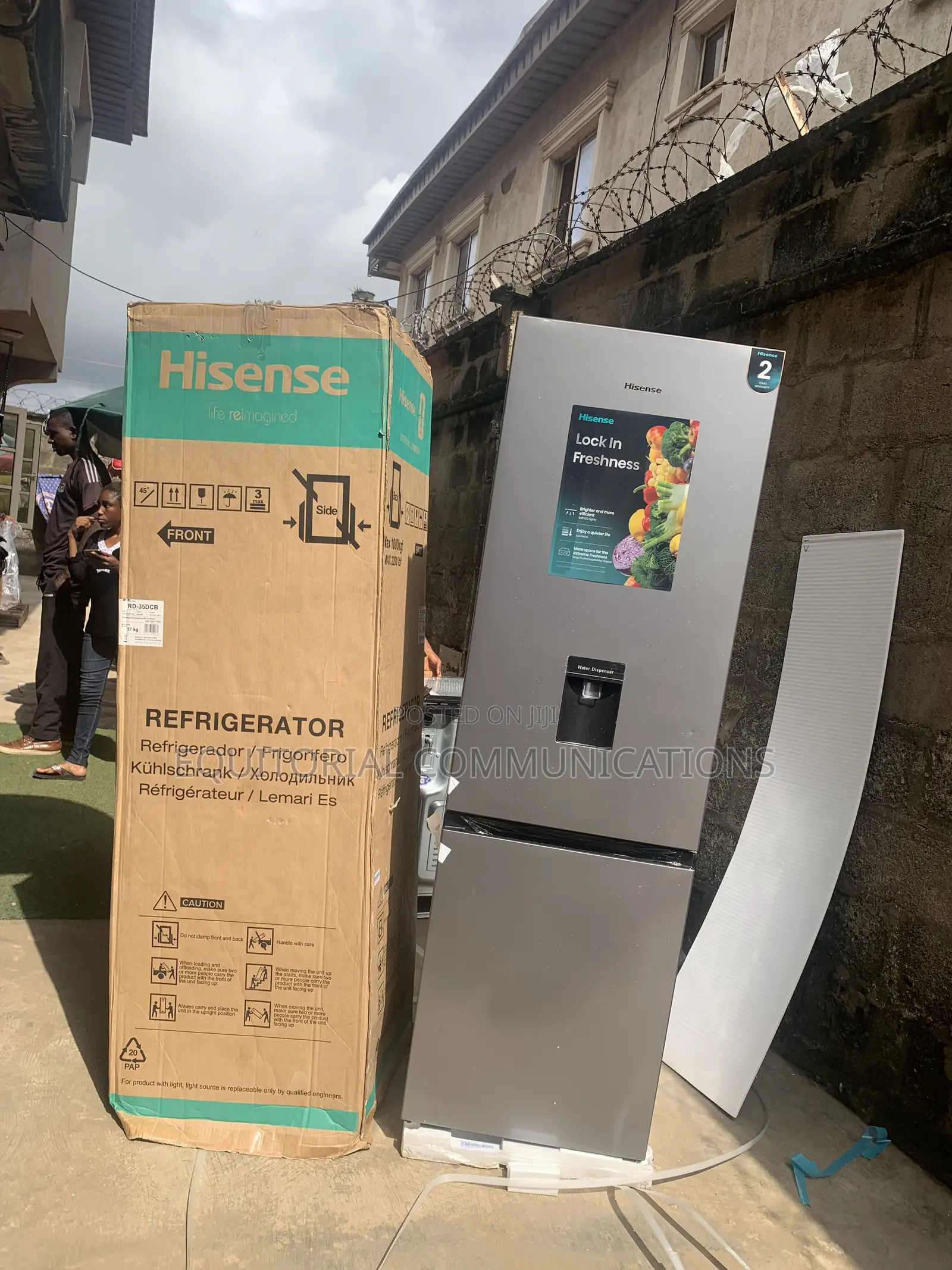 Hisense 35DCB 264L Dual Compartment Refrigerator With Water Dispenser