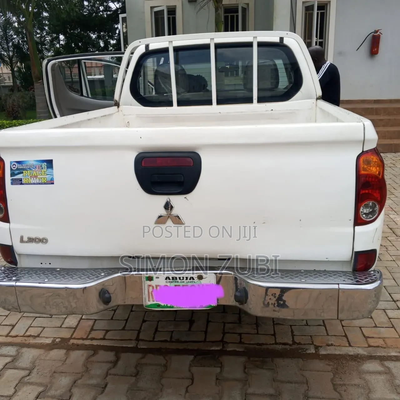 Mitsubishi L200 Double Cab 2.5 180hp 4WD 2009 White