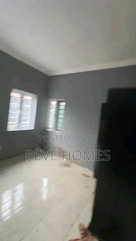 2bdrm Block of Flats in Shomolu / Shomolu for rent