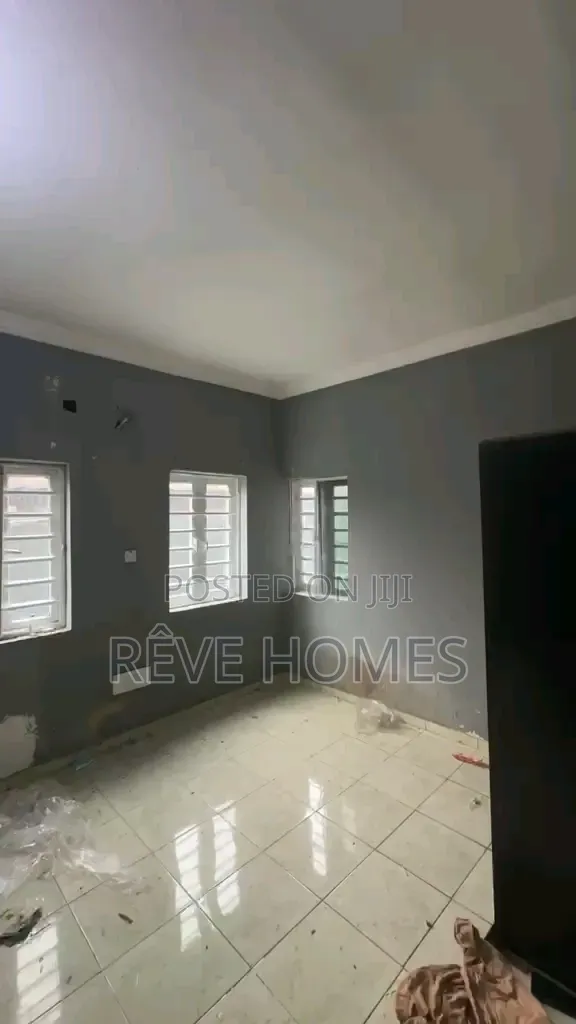 2bdrm Block of Flats in Shomolu / Shomolu for rent