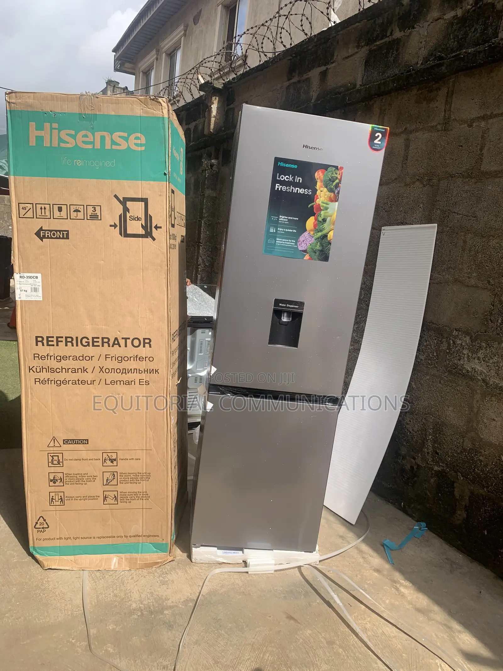 Hisense 35DCB 264L Separate Freezer Fridge With Water Dispenser