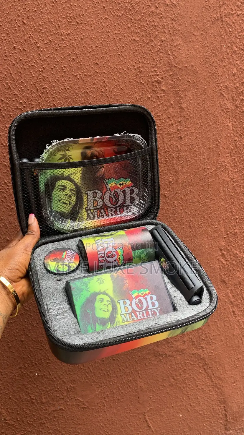 Luxury Smoking Kit ( 420 Accessories )