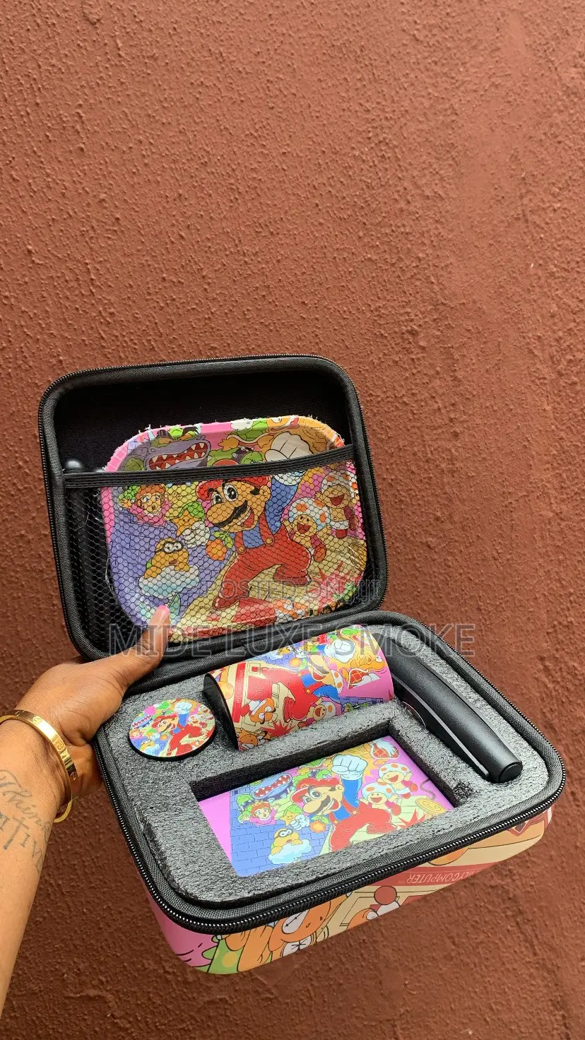 Luxury Smoking Kit ( 420 Accessories )