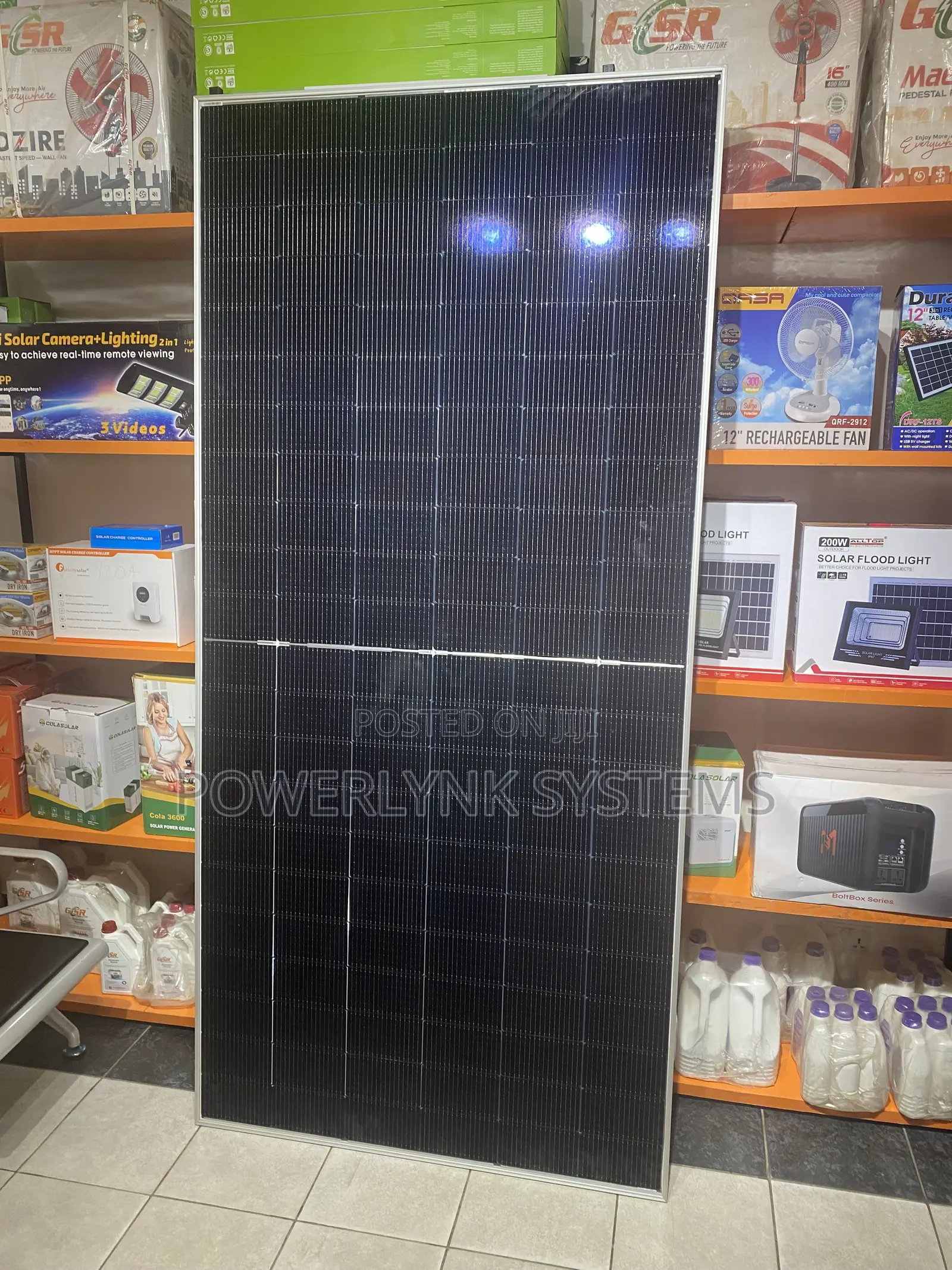 Jinko 625W Bi-Facial Mono Panels