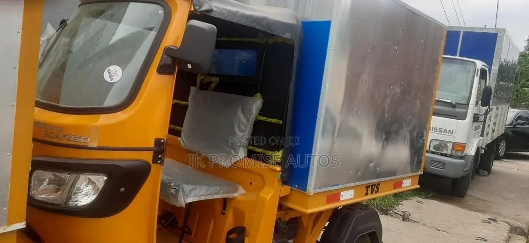 New TVS King Cargo 2022 Yellow