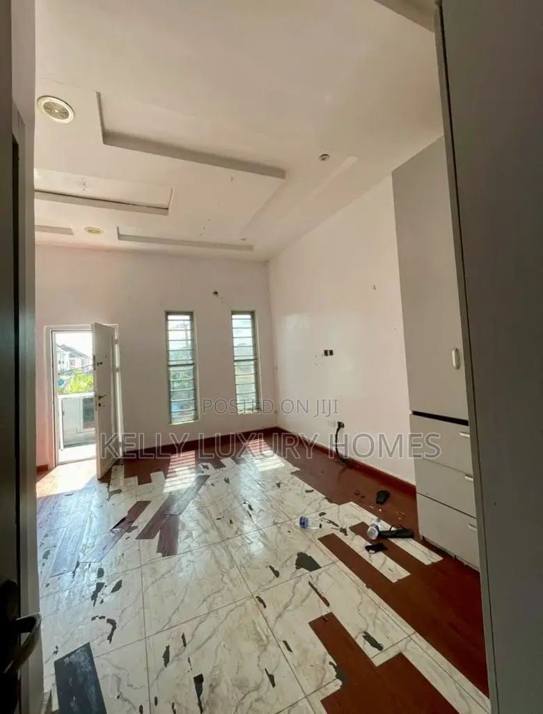 1bdrm Shared Apartment in Lekki for rent