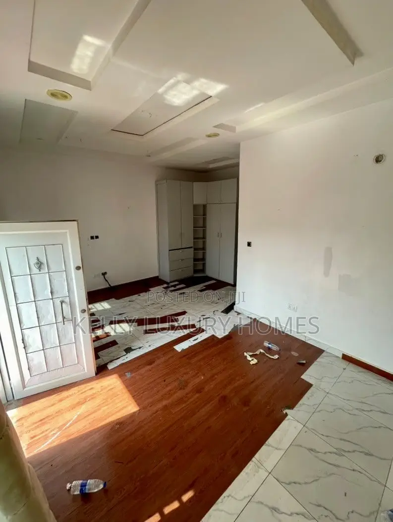 1bdrm Shared Apartment in Lekki for rent