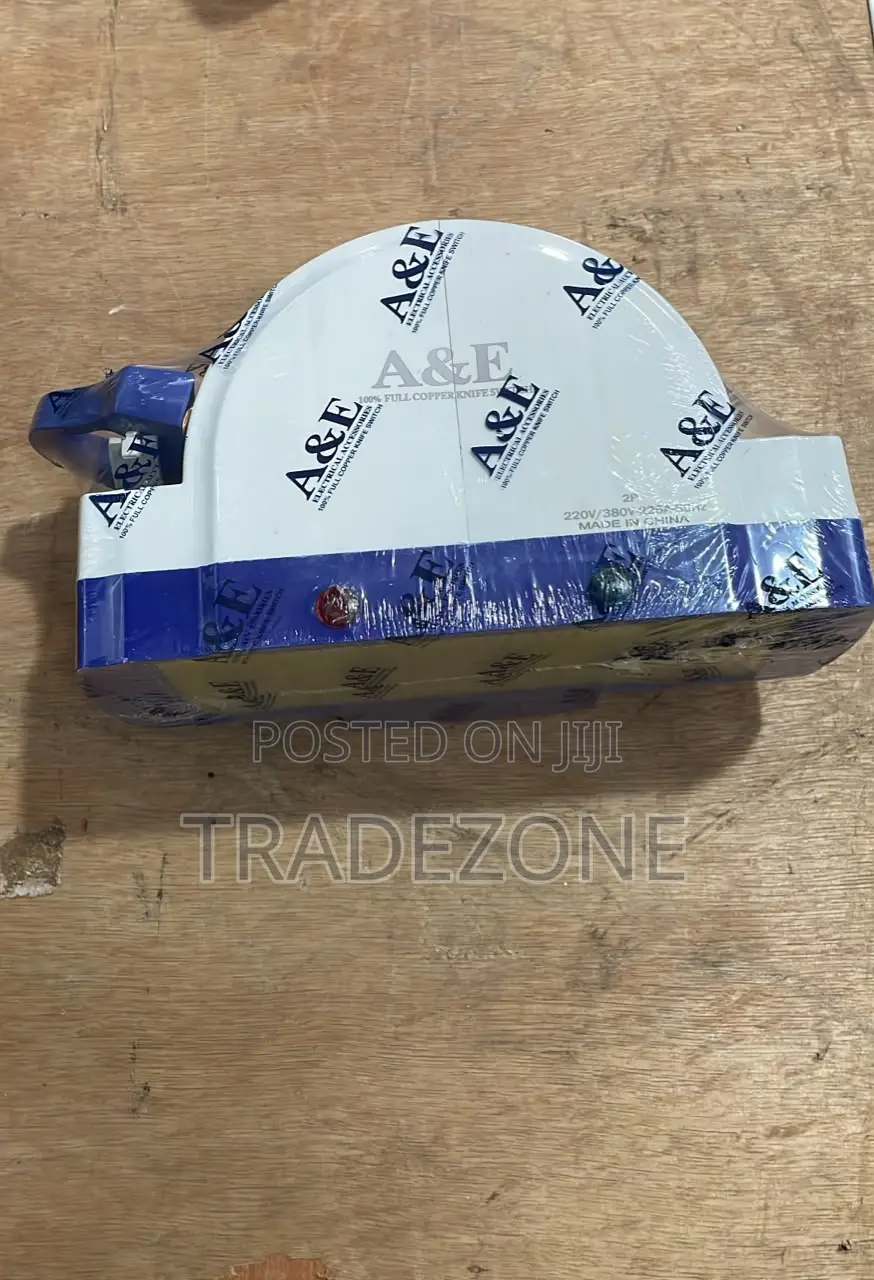 A E 200A Changeover Knife Switch
