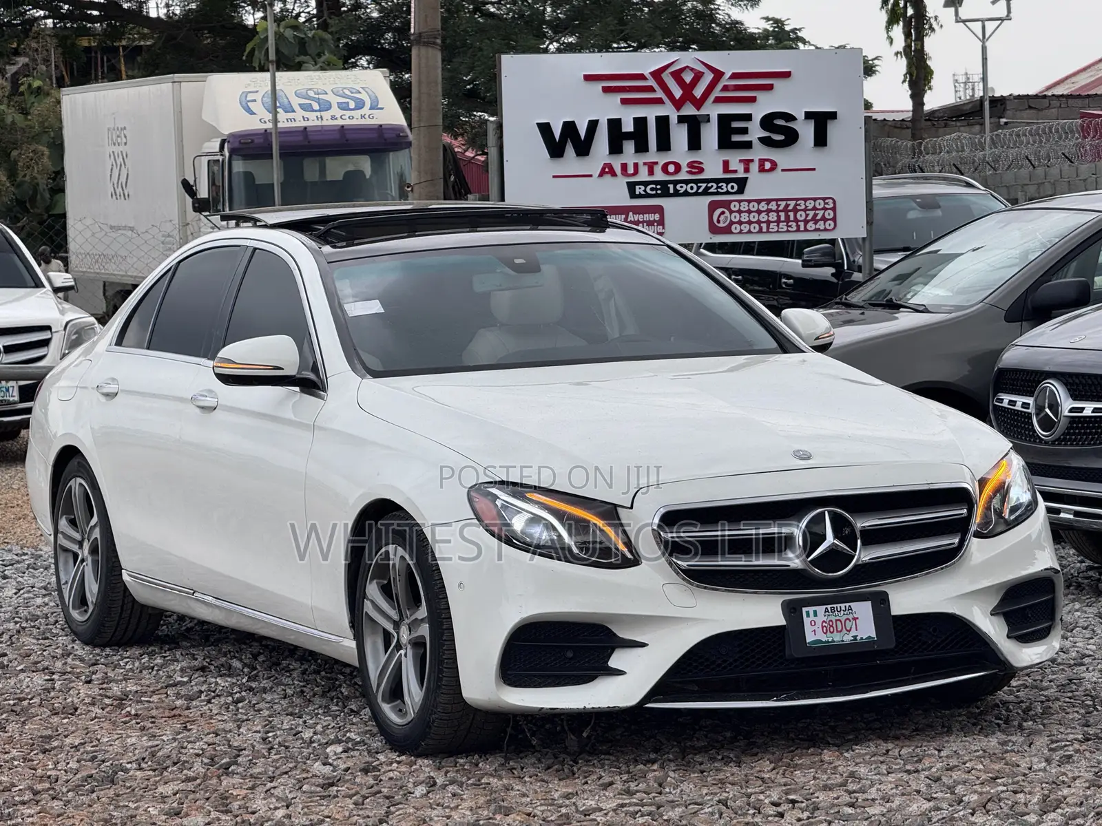 Mercedes-Benz E300 Base RWD Sedan (2.0L 4cyl 9A) 2017 White