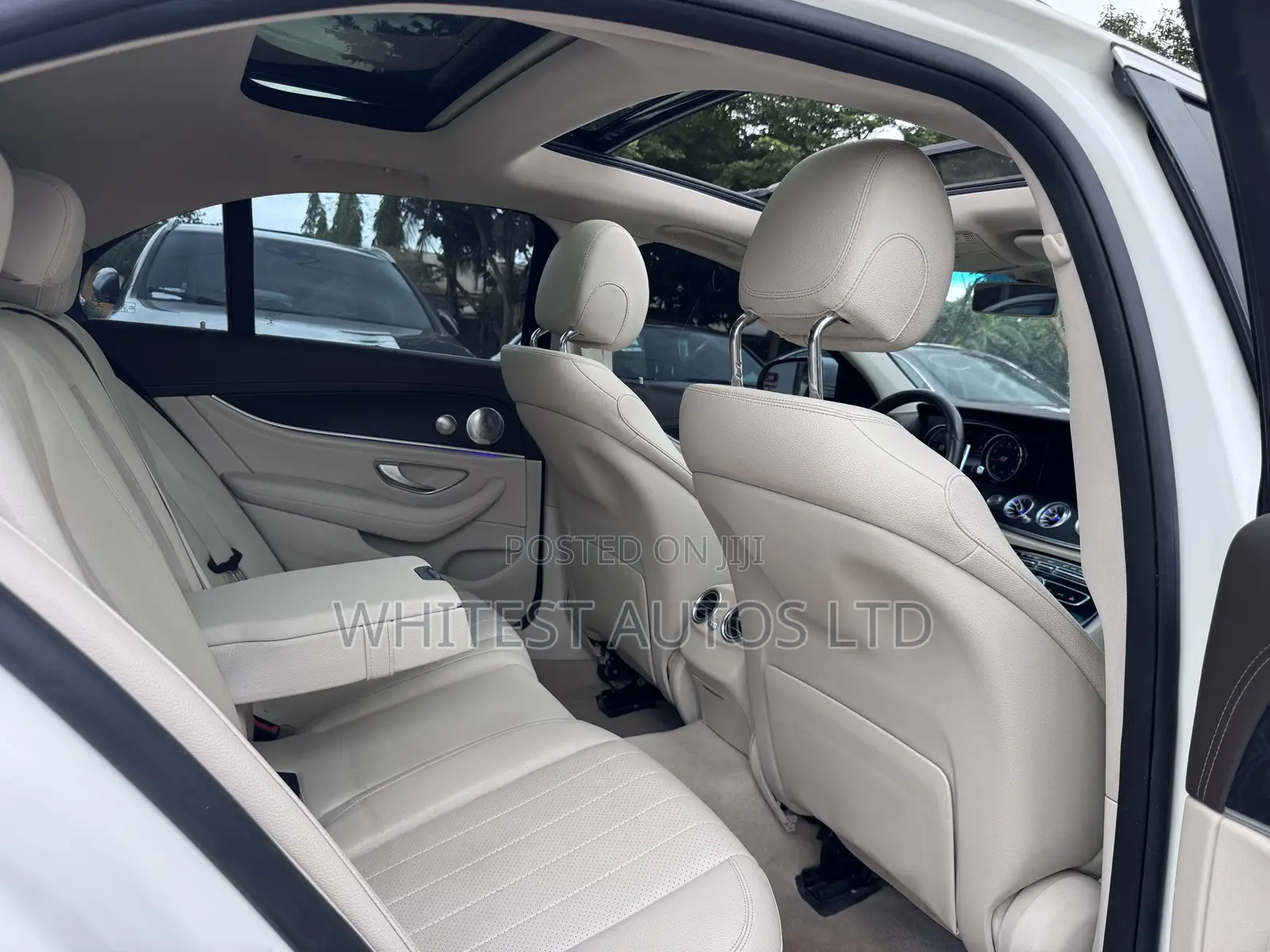 Mercedes-Benz E300 Base RWD Sedan (2.0L 4cyl 9A) 2017 White