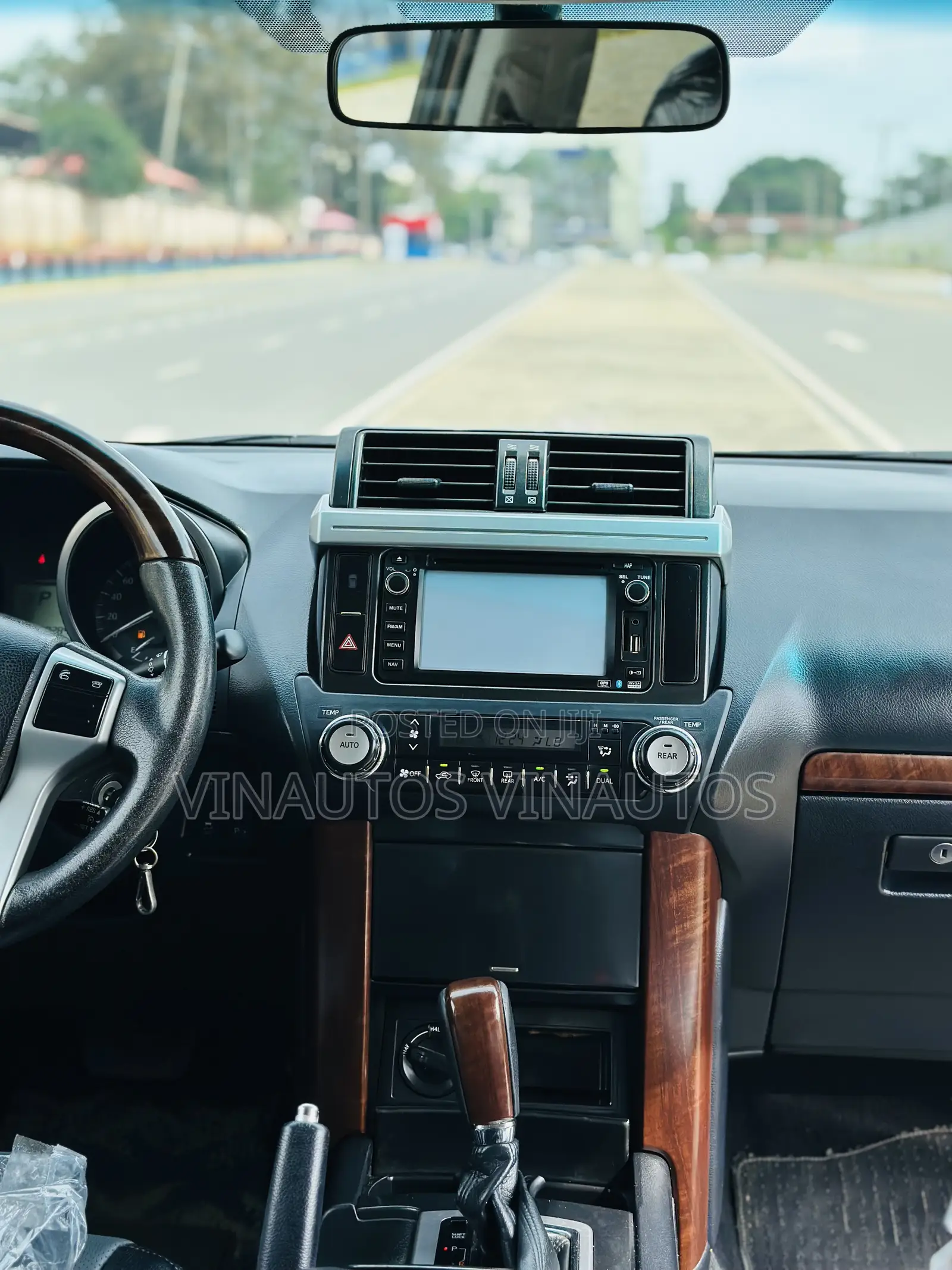 Toyota Land Cruiser Prado 2014 Black