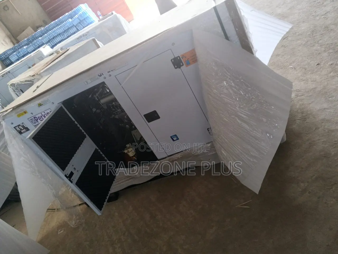 Get Perkins 20kVA Soundproof Gen Set at a Great Price